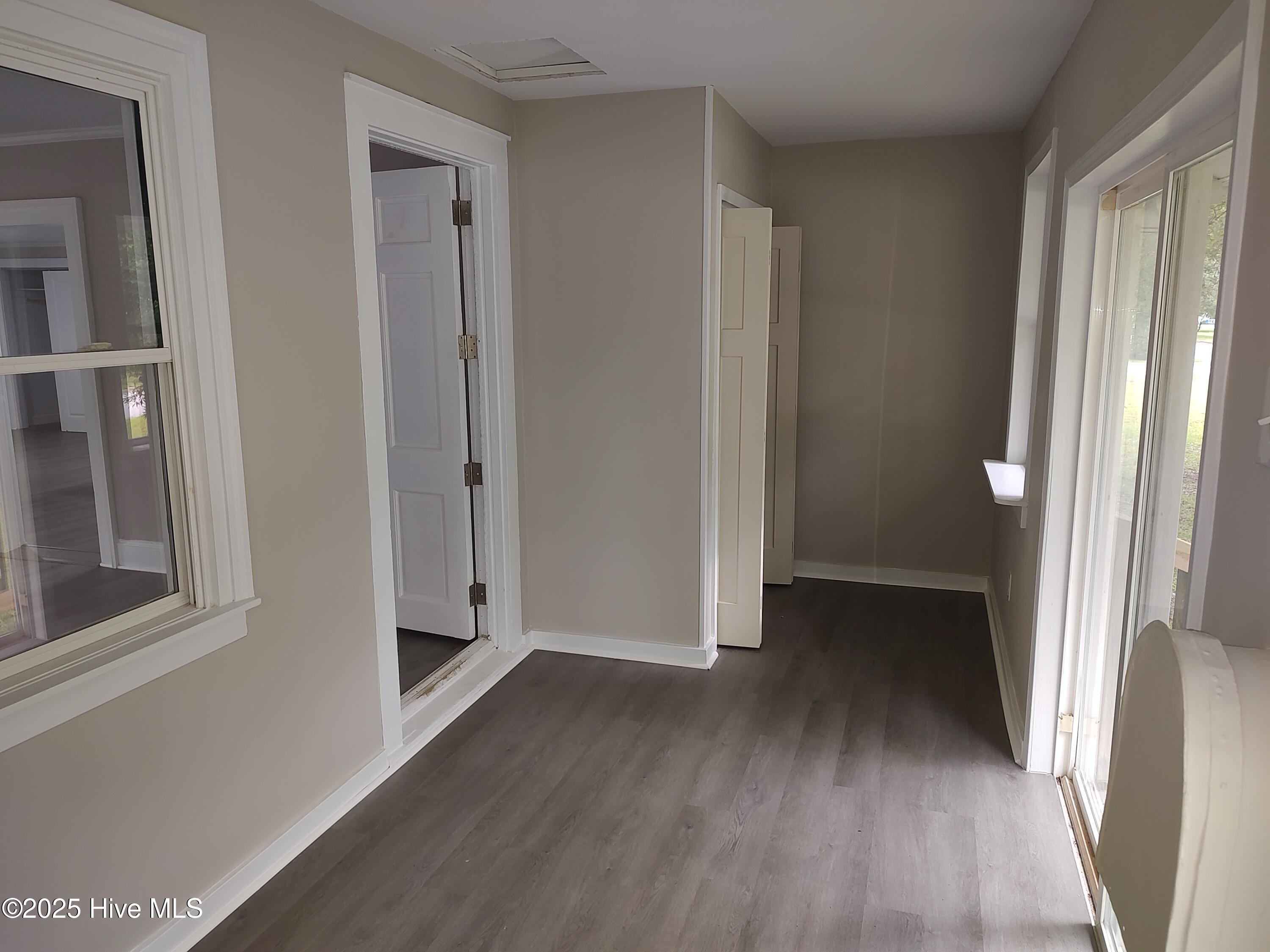 515 Jefferson Avenue Property Photo 8
