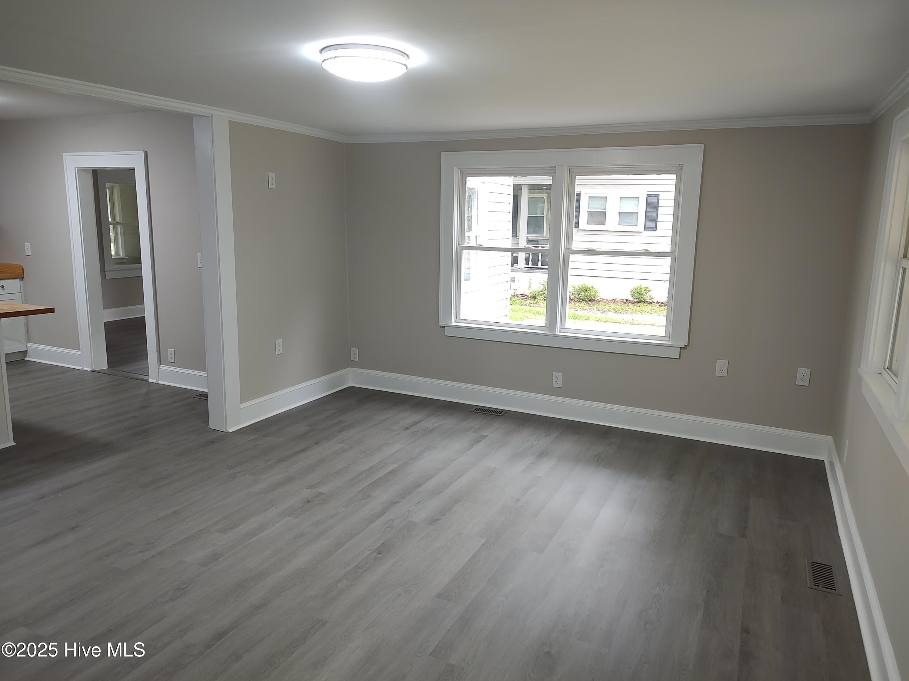 515 Jefferson Avenue Property Photo 9