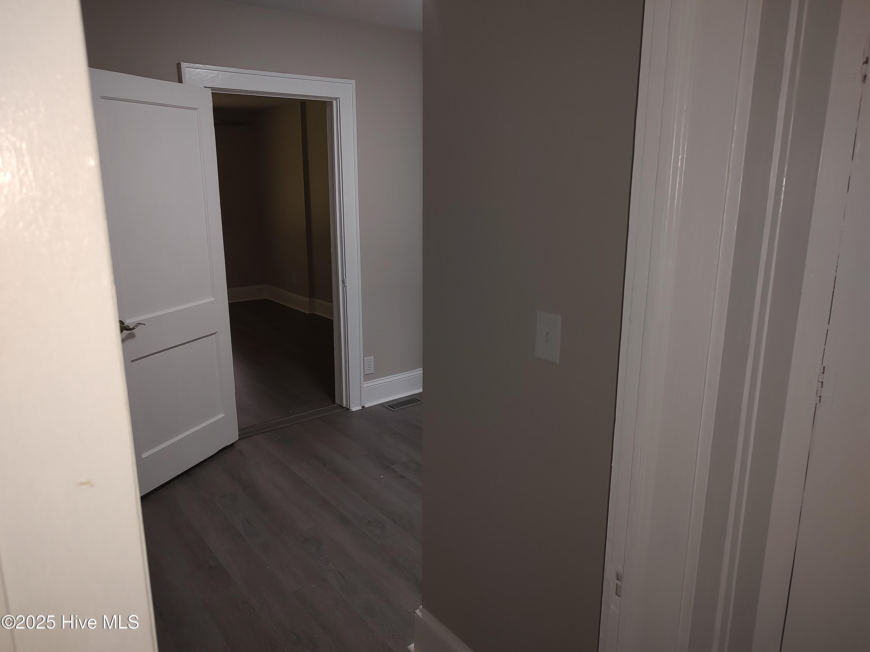 515 Jefferson Avenue Property Photo 14