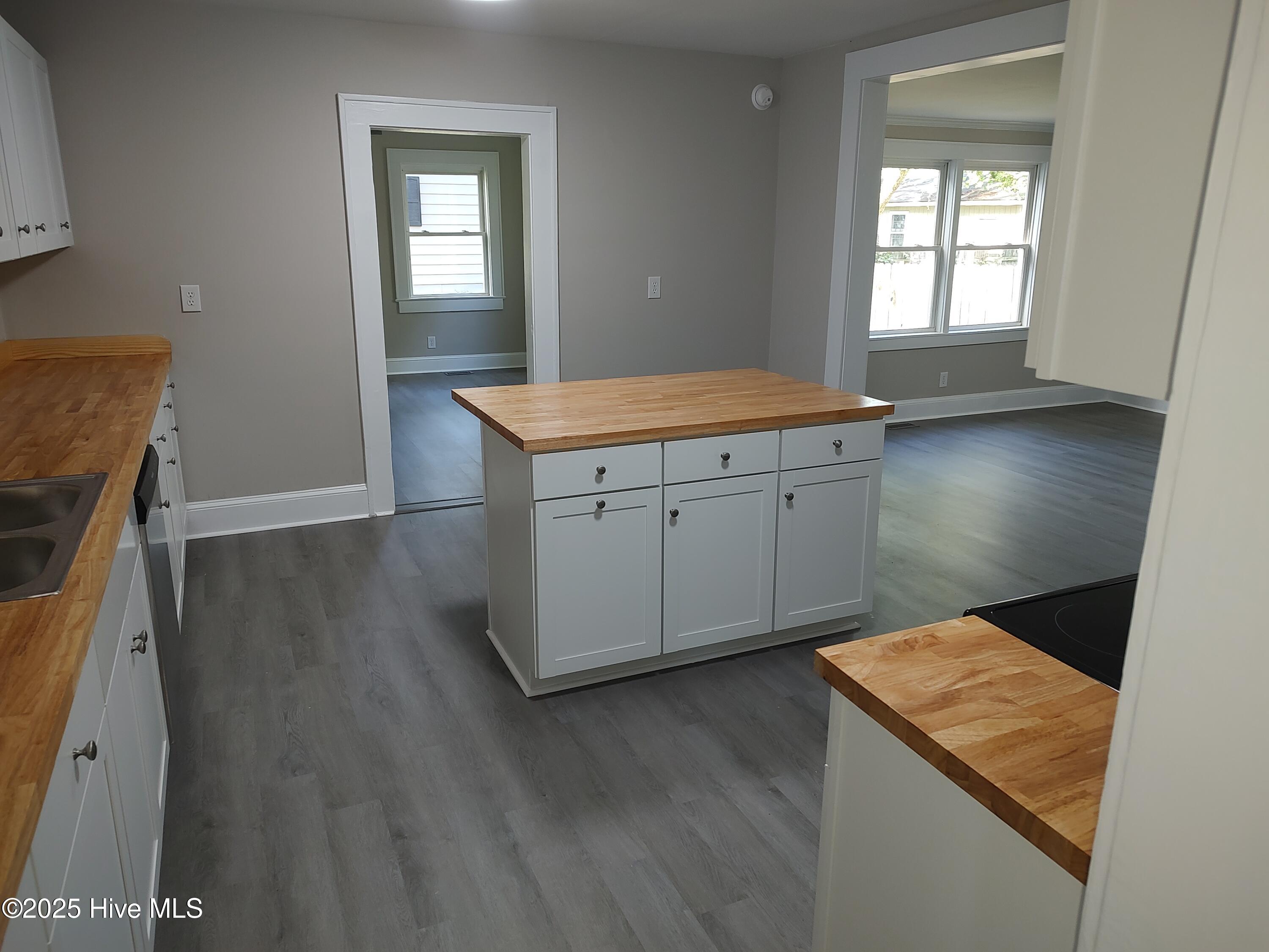 515 Jefferson Avenue Property Photo 24