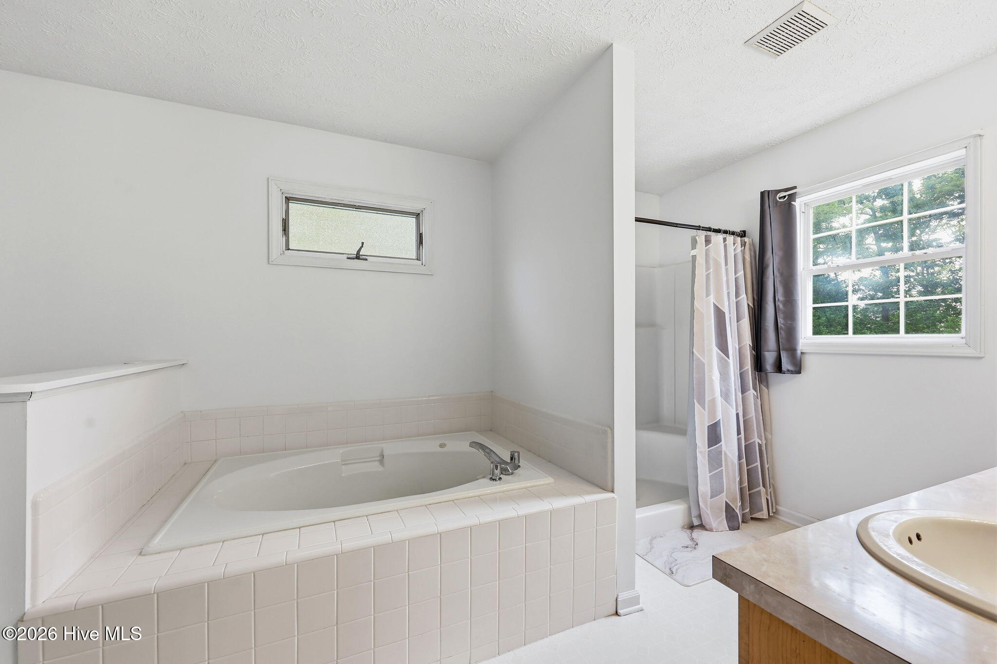 225 Godfrey Boulevard Property Photo 14