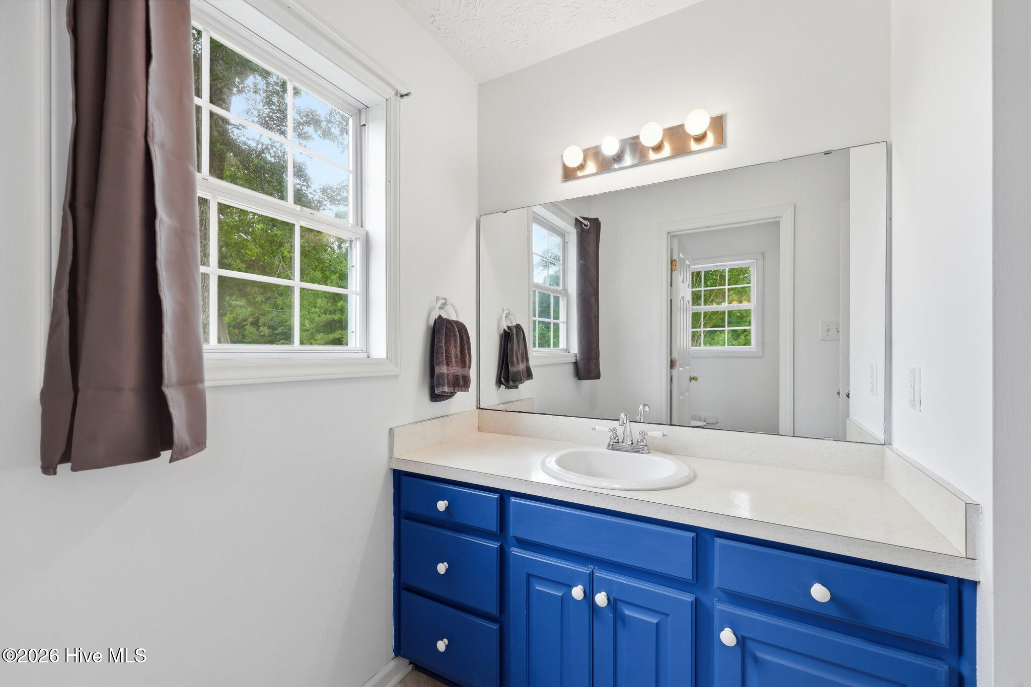 225 Godfrey Boulevard Property Photo 18
