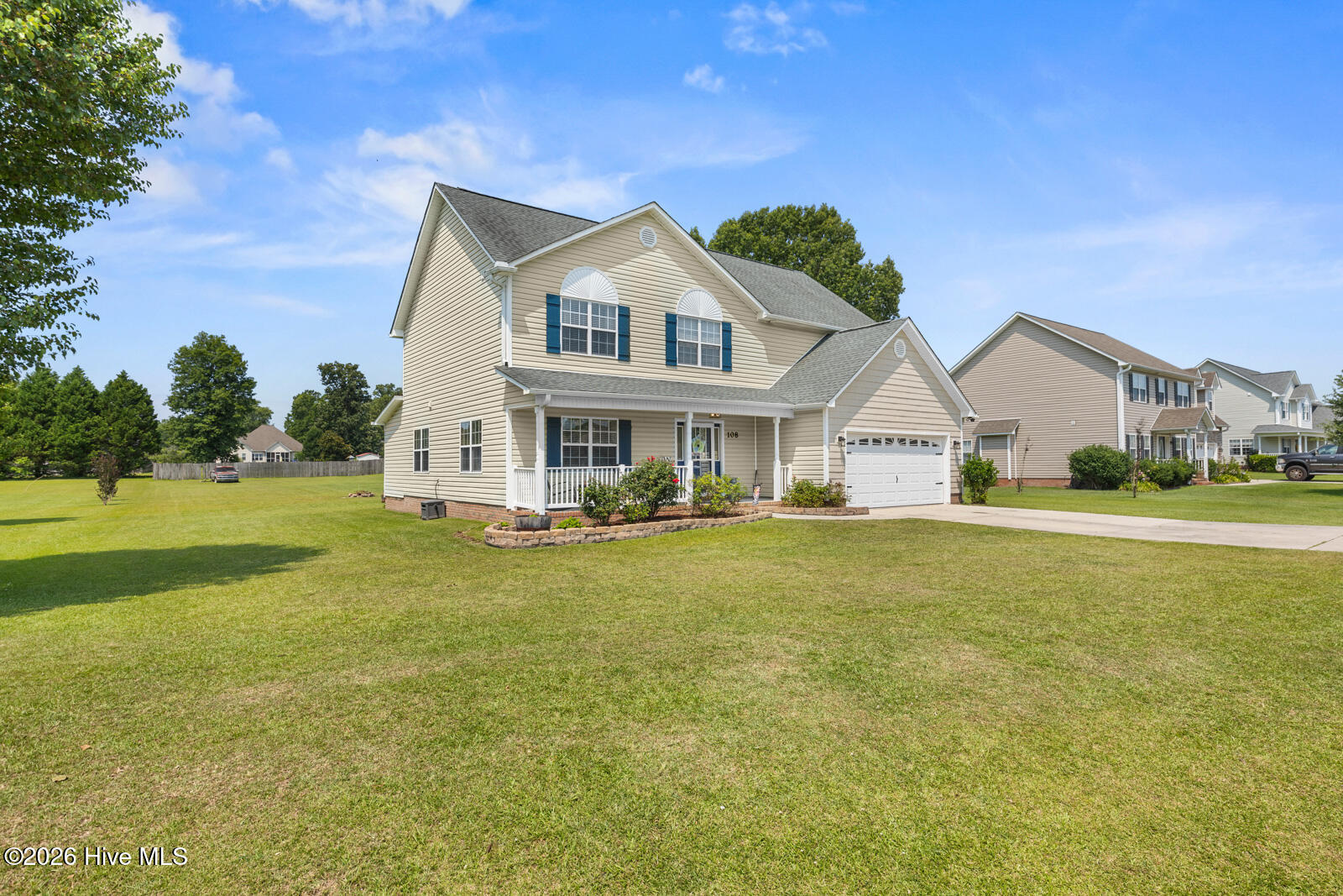 108 River Bluff Drive Property Photo 2