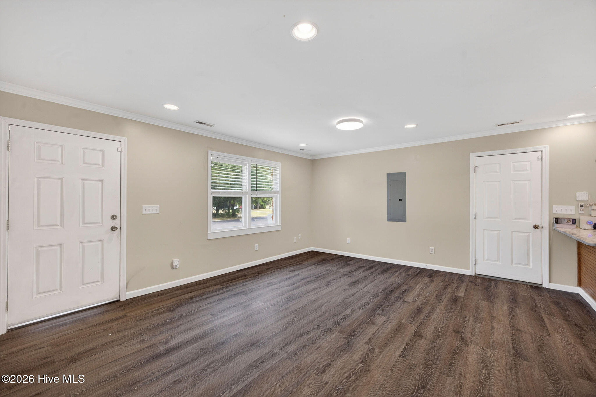 18 Hampton Drive Property Photo 5