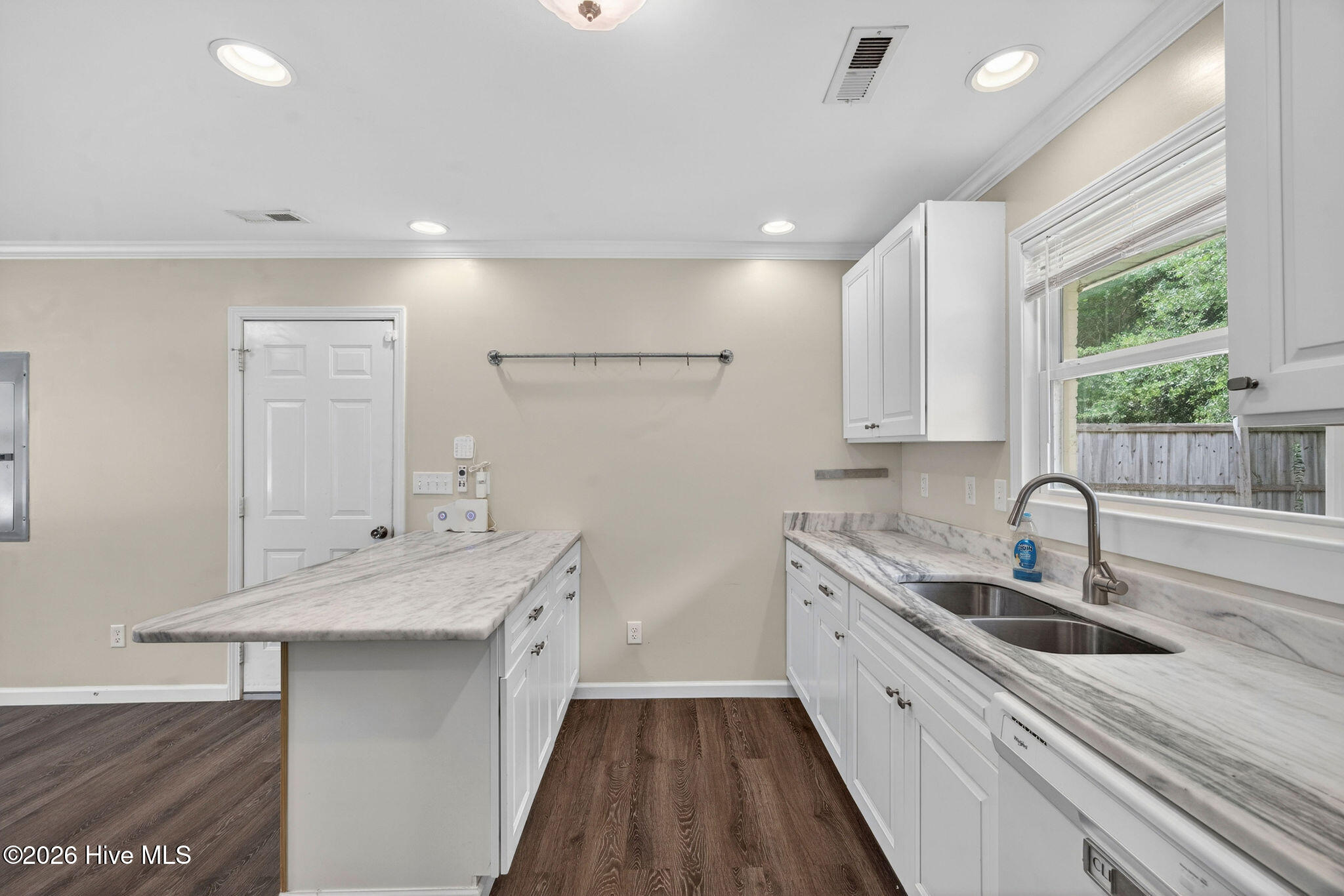 18 Hampton Drive Property Photo 11