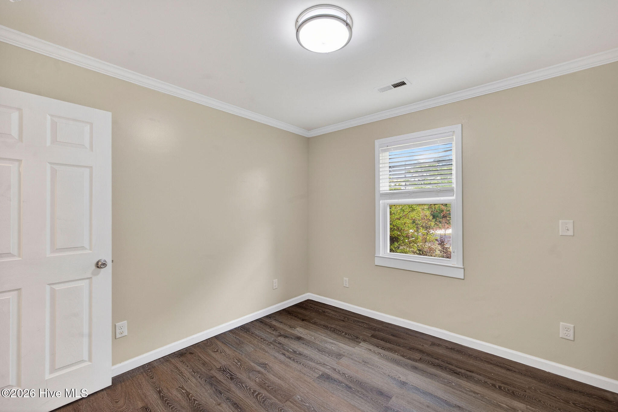 18 Hampton Drive Property Photo 17