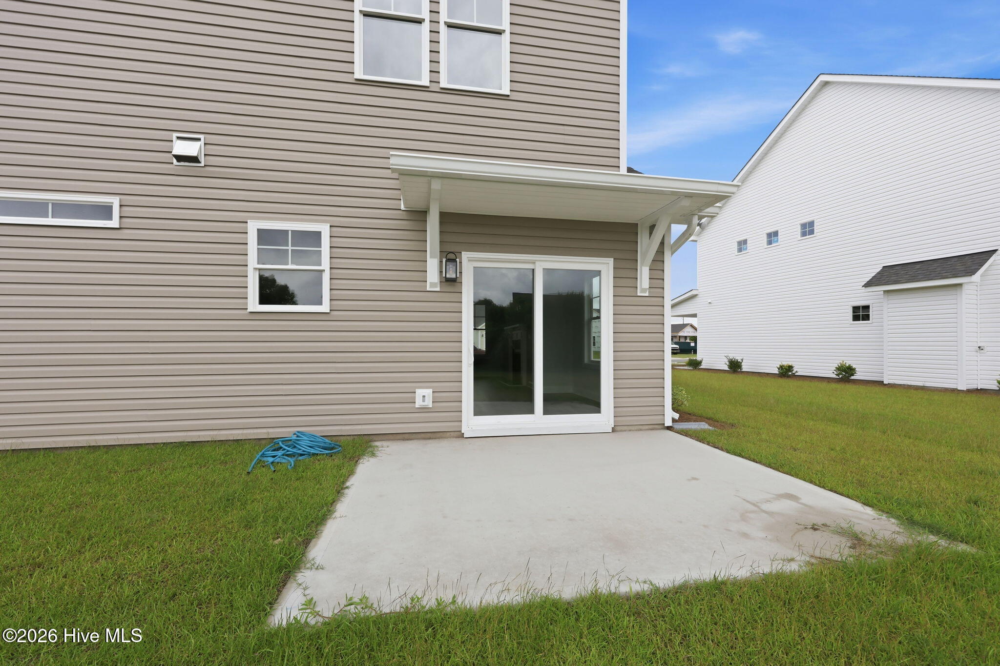 112 Eastbay Way Property Photo 14