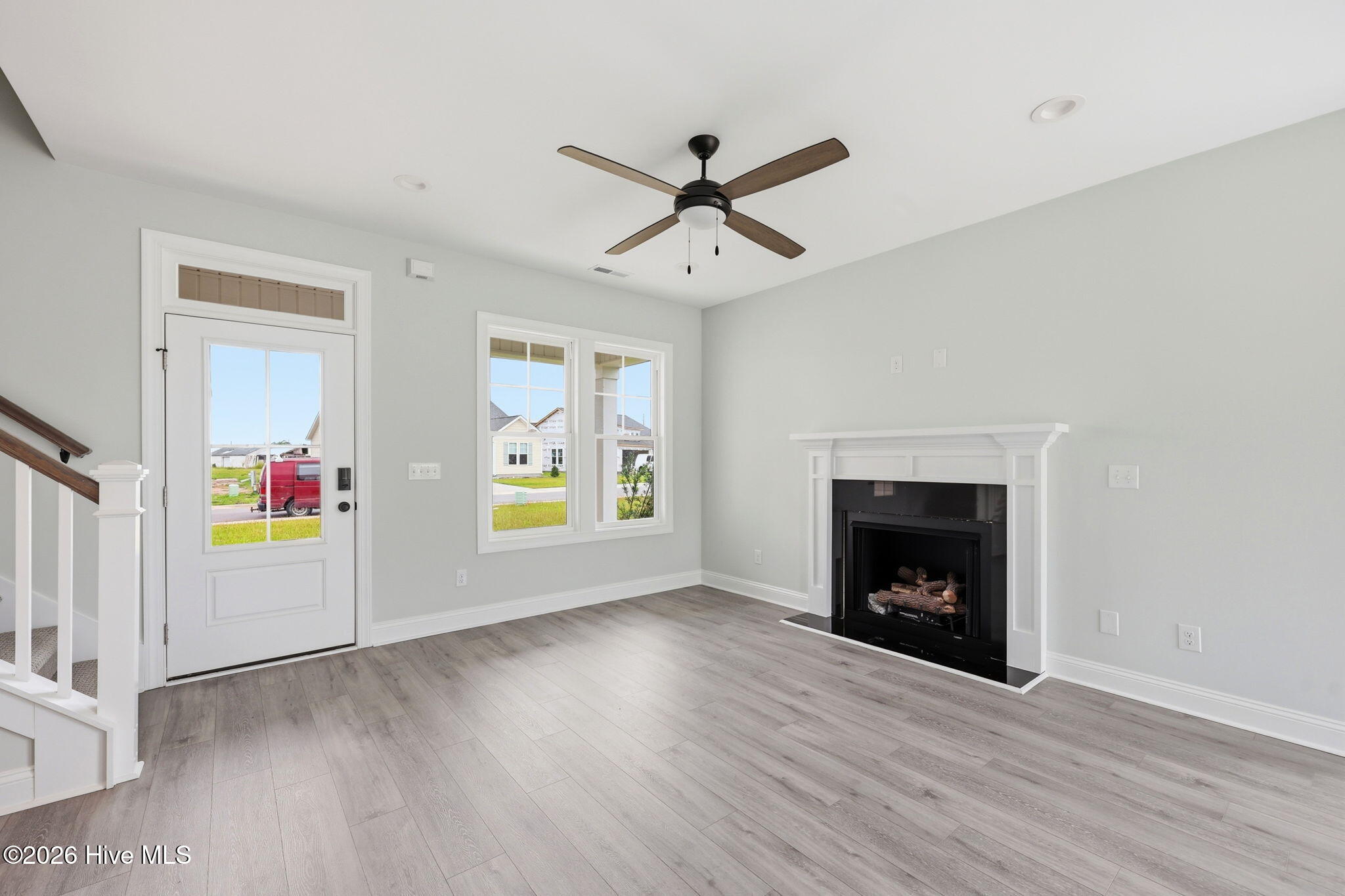 112 Eastbay Way Property Photo 18