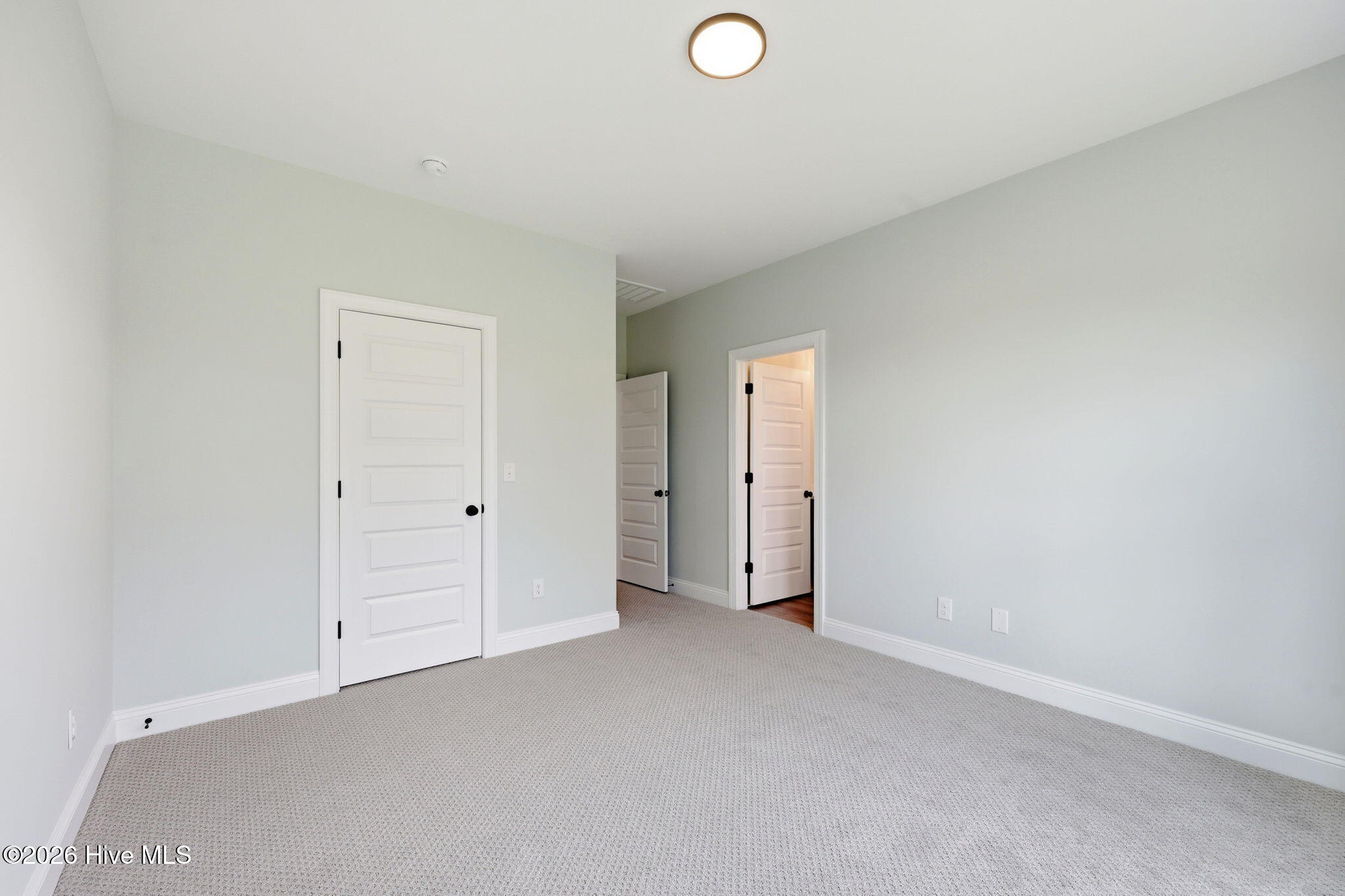 112 Eastbay Way Property Photo 31