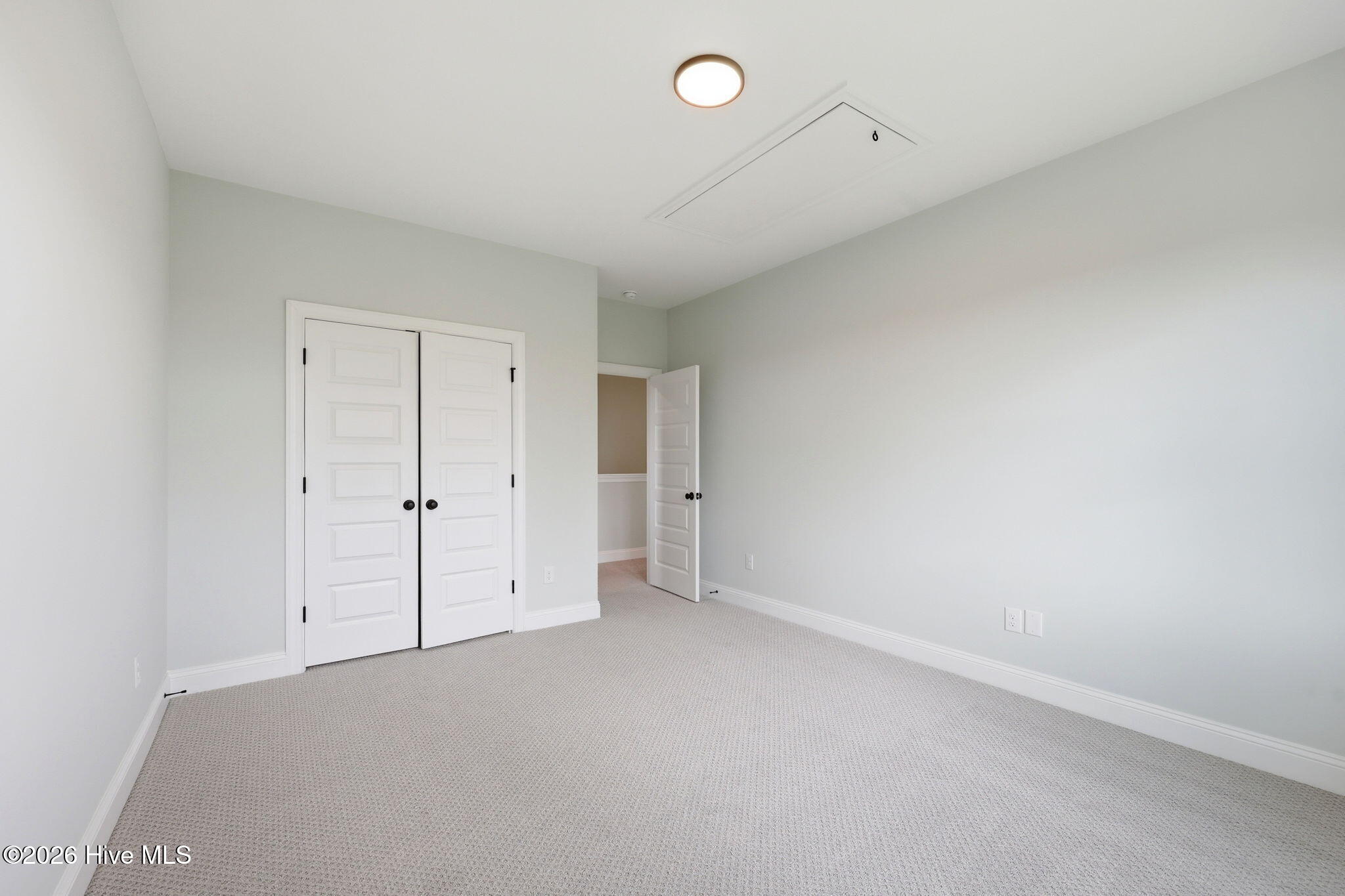 112 Eastbay Way Property Photo 34