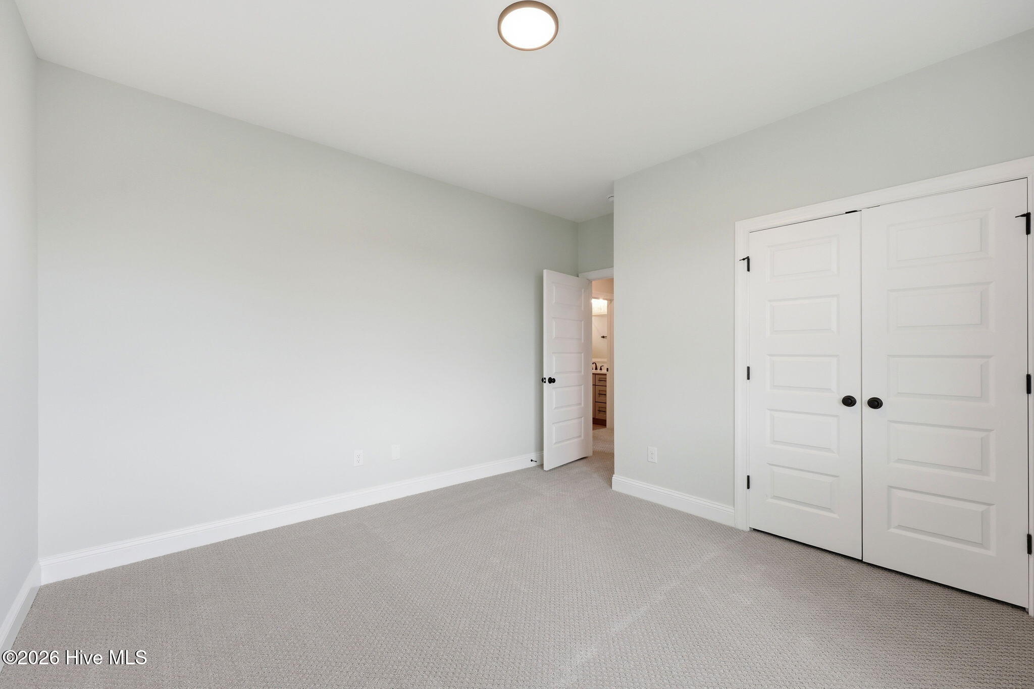 112 Eastbay Way Property Photo 36