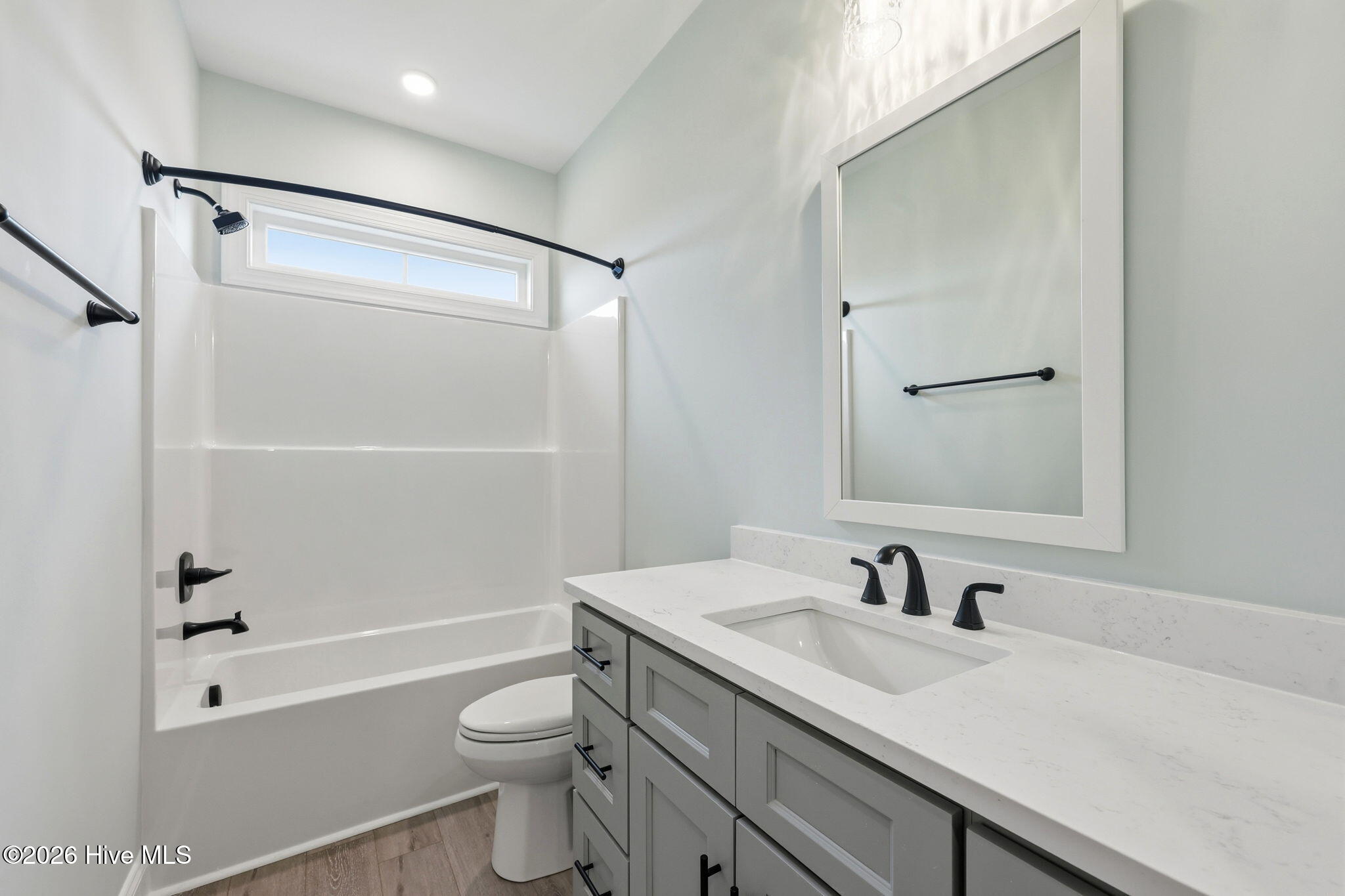 112 Eastbay Way Property Photo 37