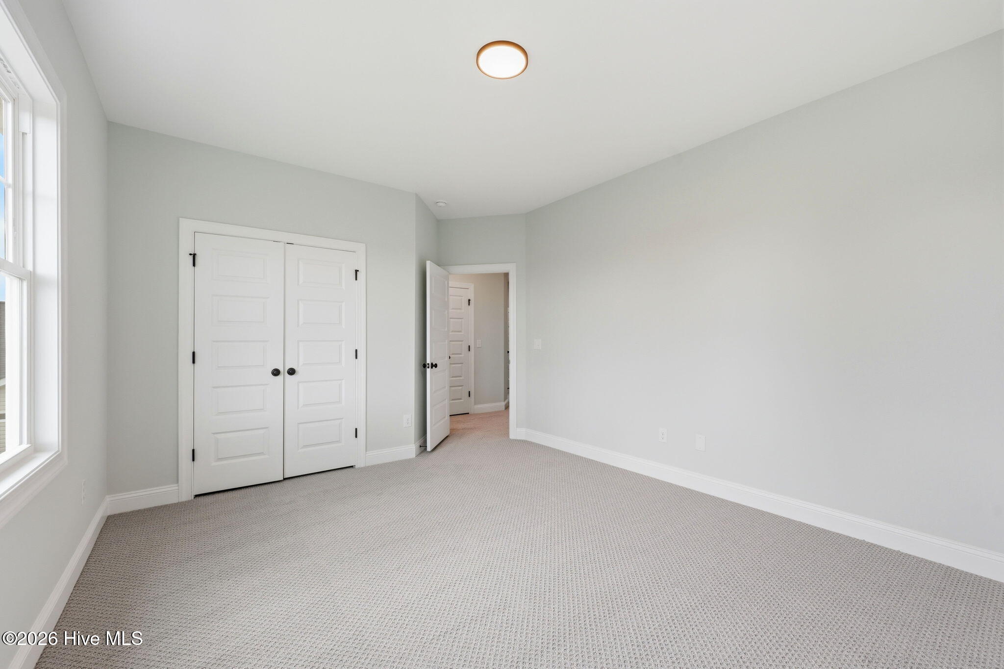 112 Eastbay Way Property Photo 39
