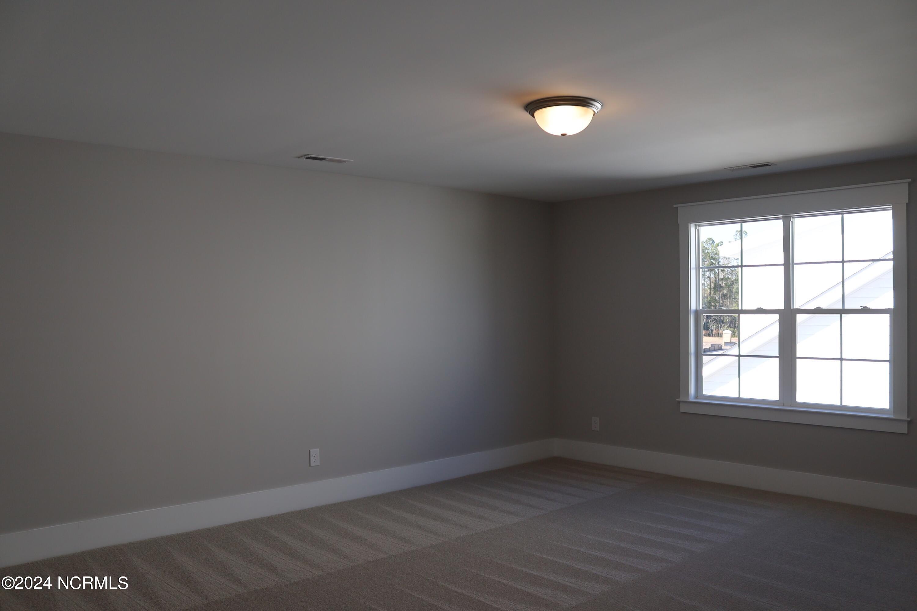21 E Singing Avenue Property Photo 19