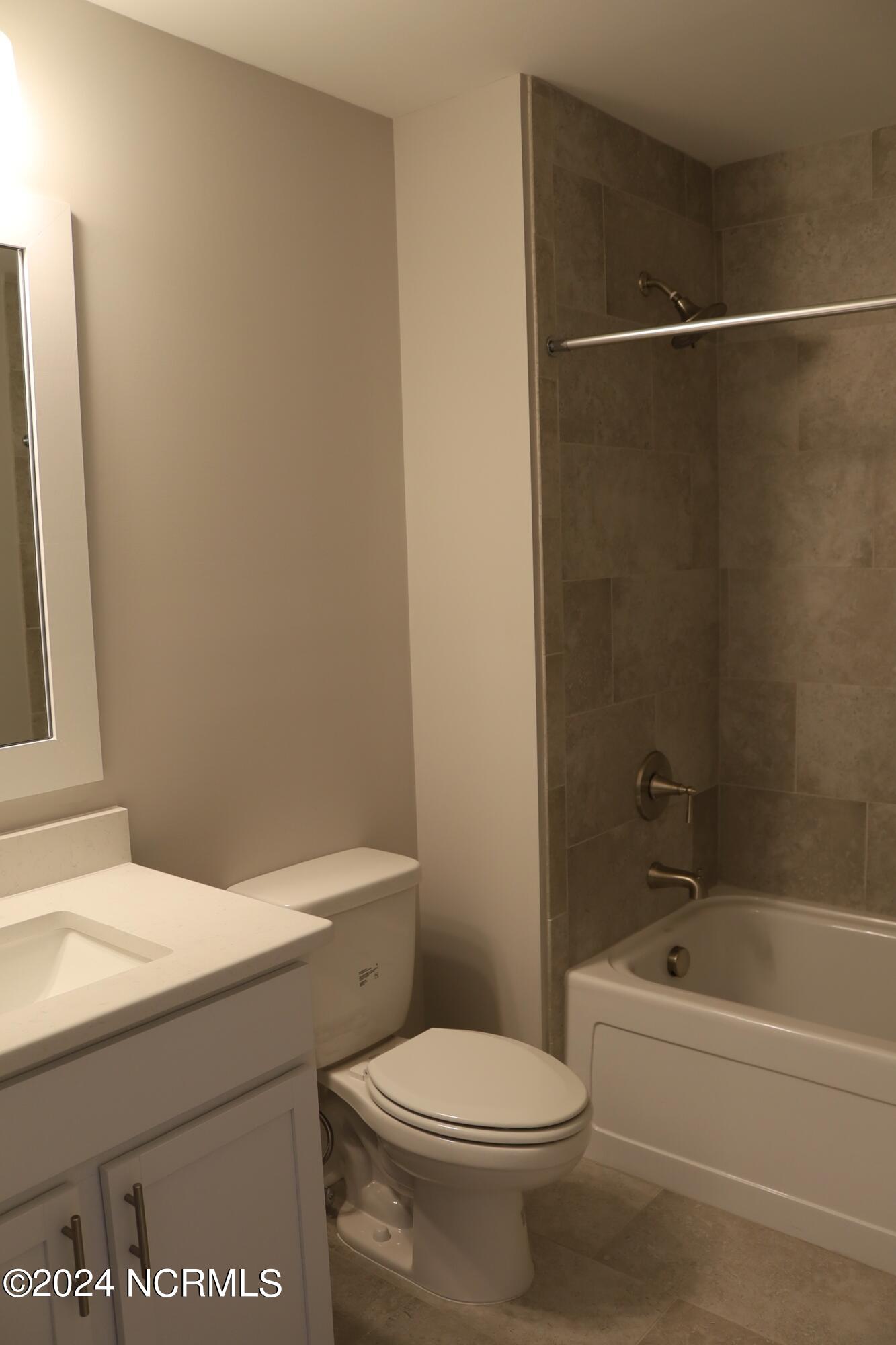 21 E Singing Avenue Property Photo 21