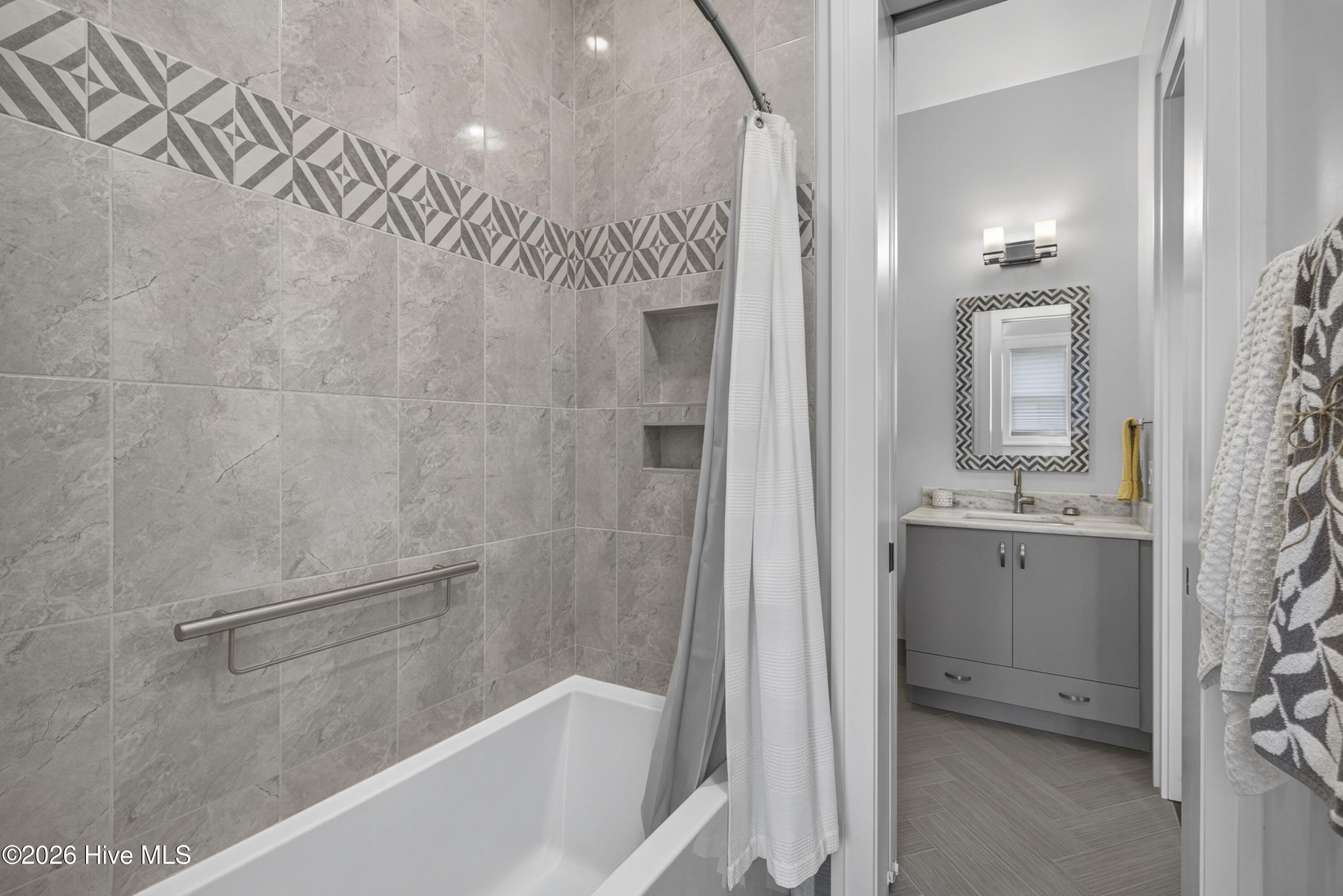 8275 Spoonwood Drive Ne Property Photo 41