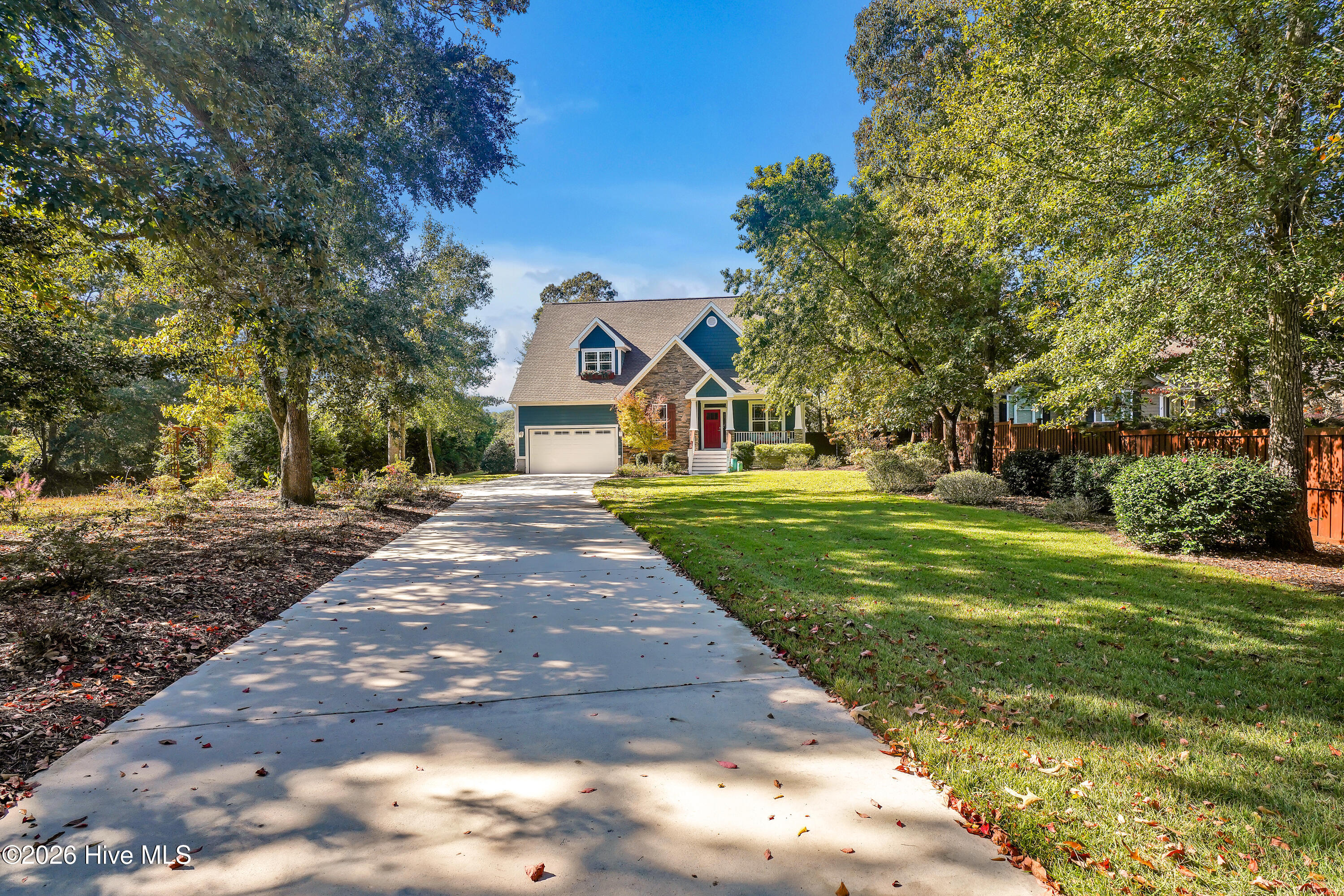 101 Teal Circle Property Photo 2