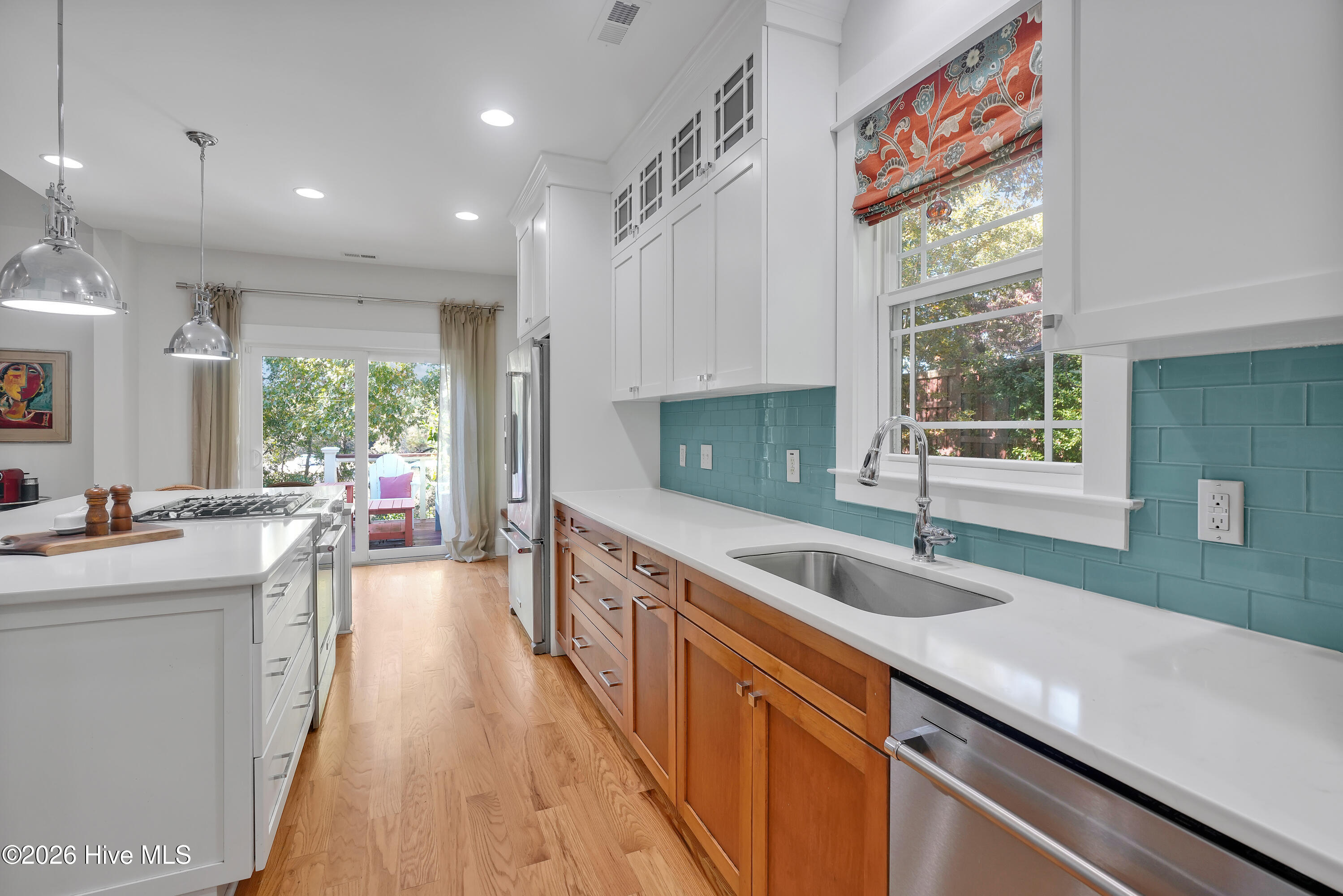 101 Teal Circle Property Photo 14