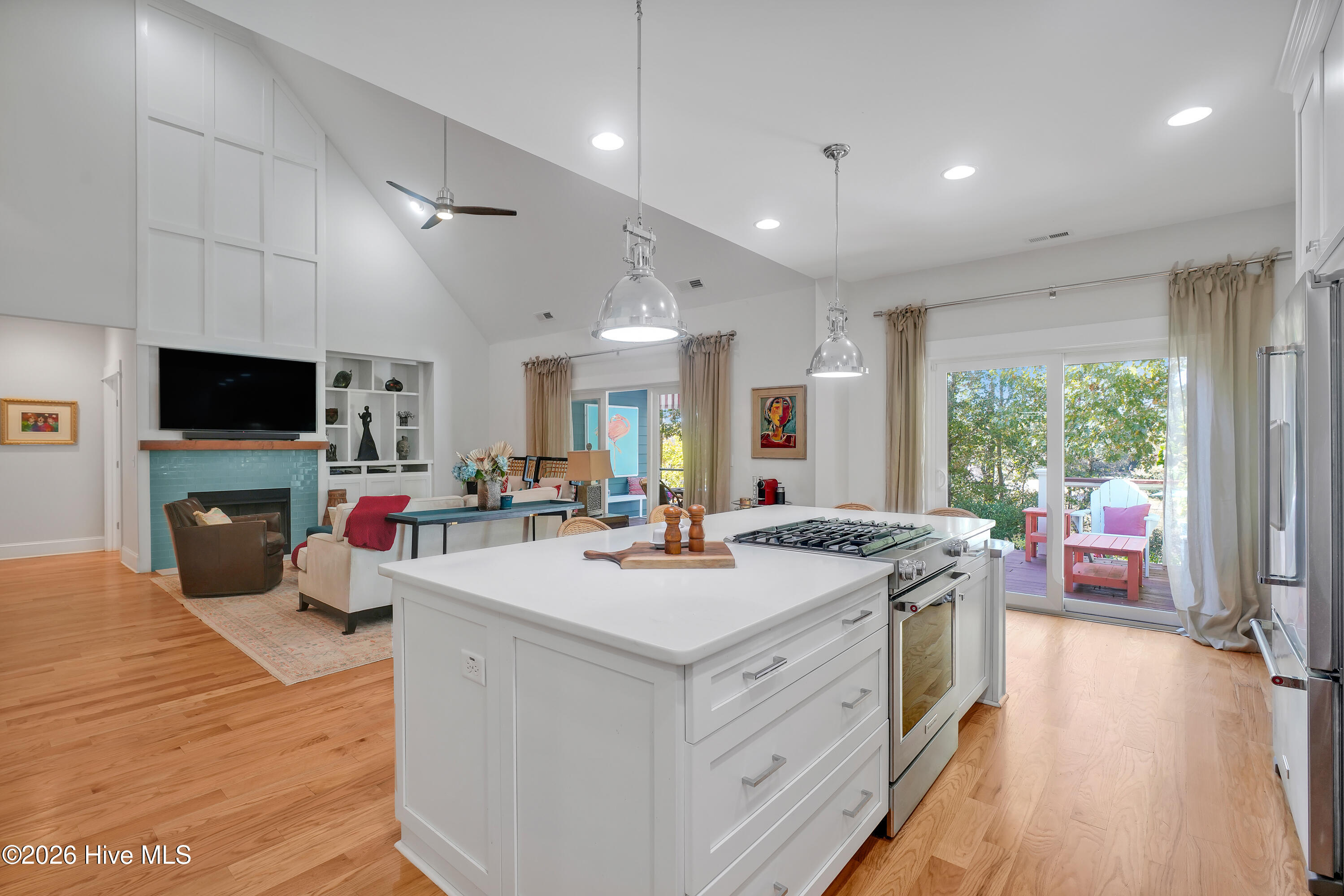 101 Teal Circle Property Photo 15