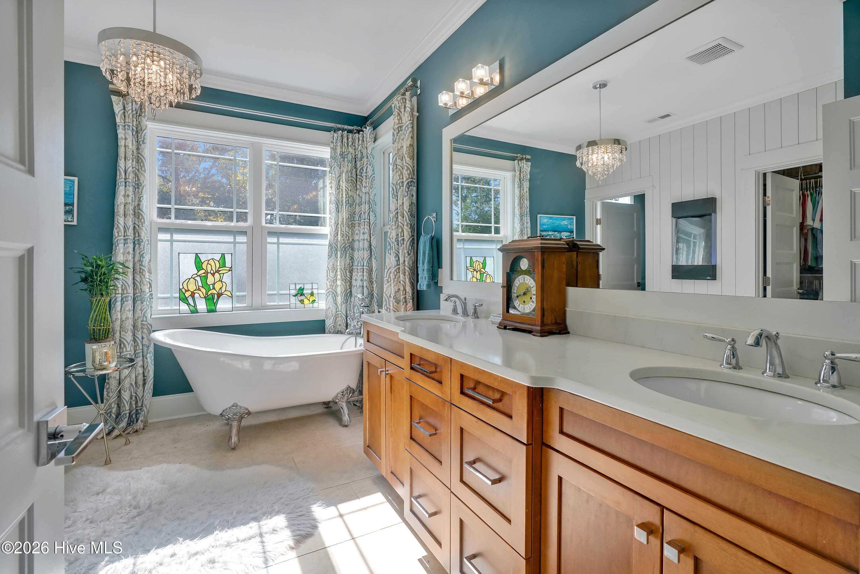 101 Teal Circle Property Photo 23