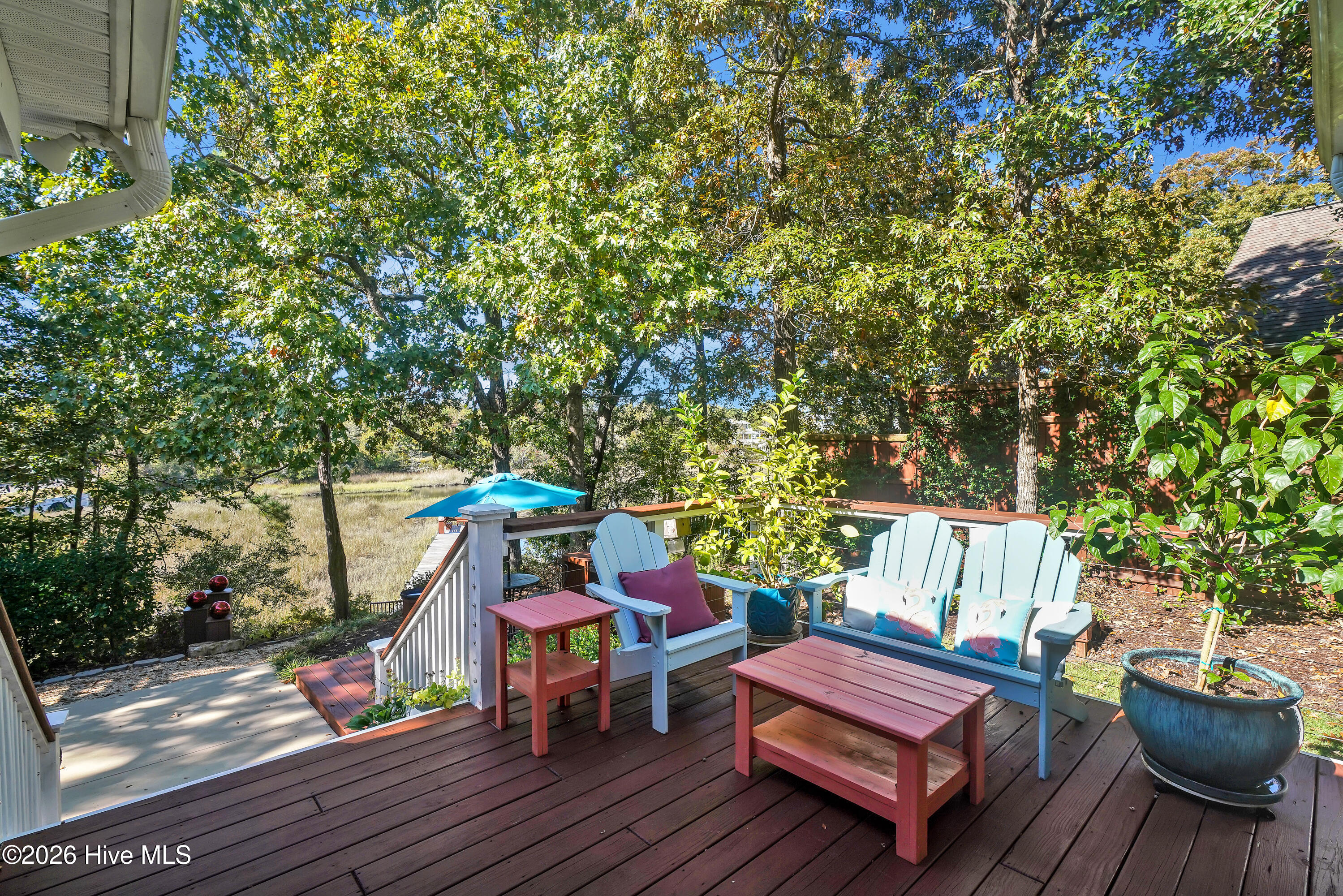 101 Teal Circle Property Photo 46