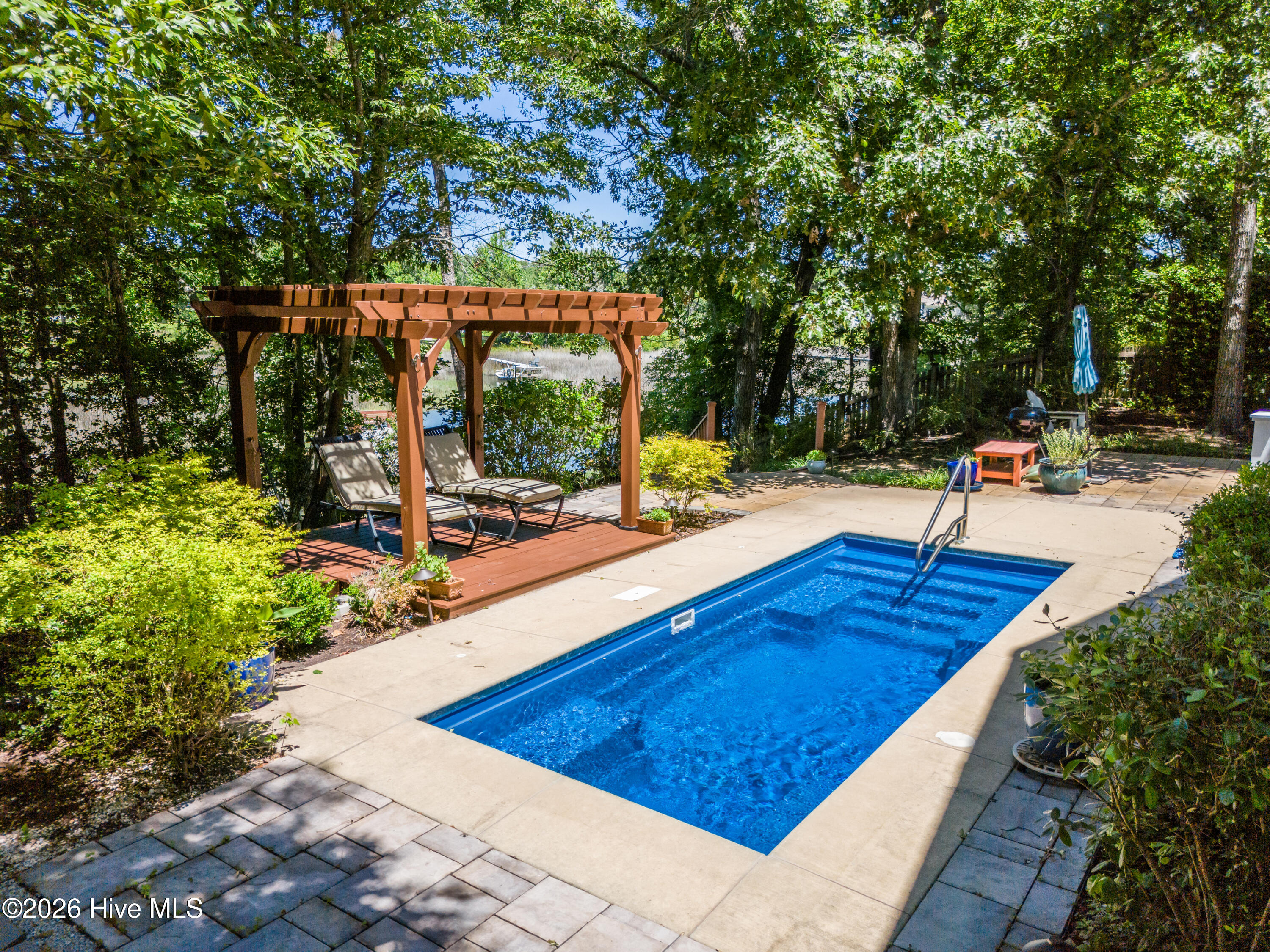 101 Teal Circle Property Photo 47