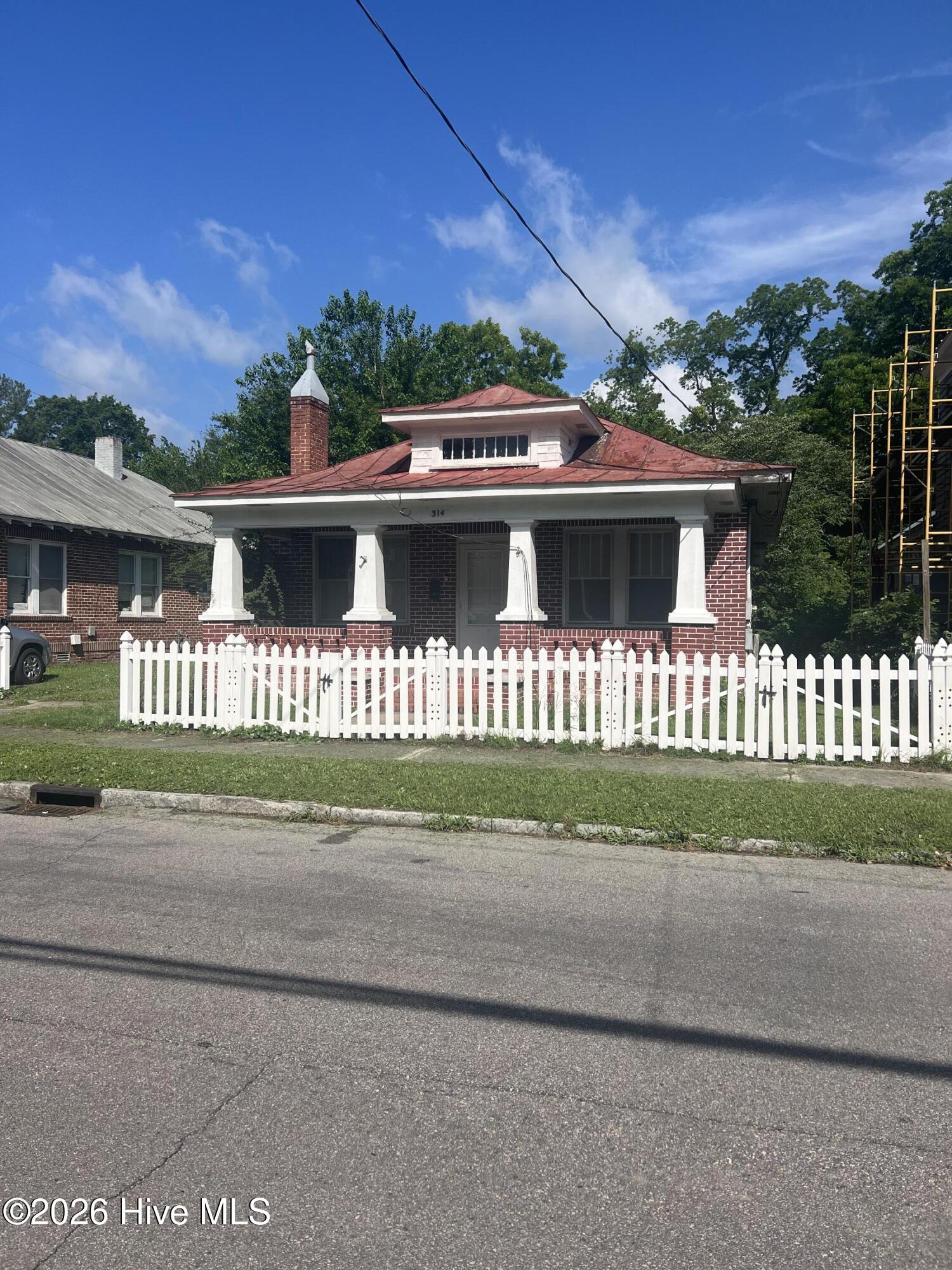 314 N Harvey Street Property Photo 1