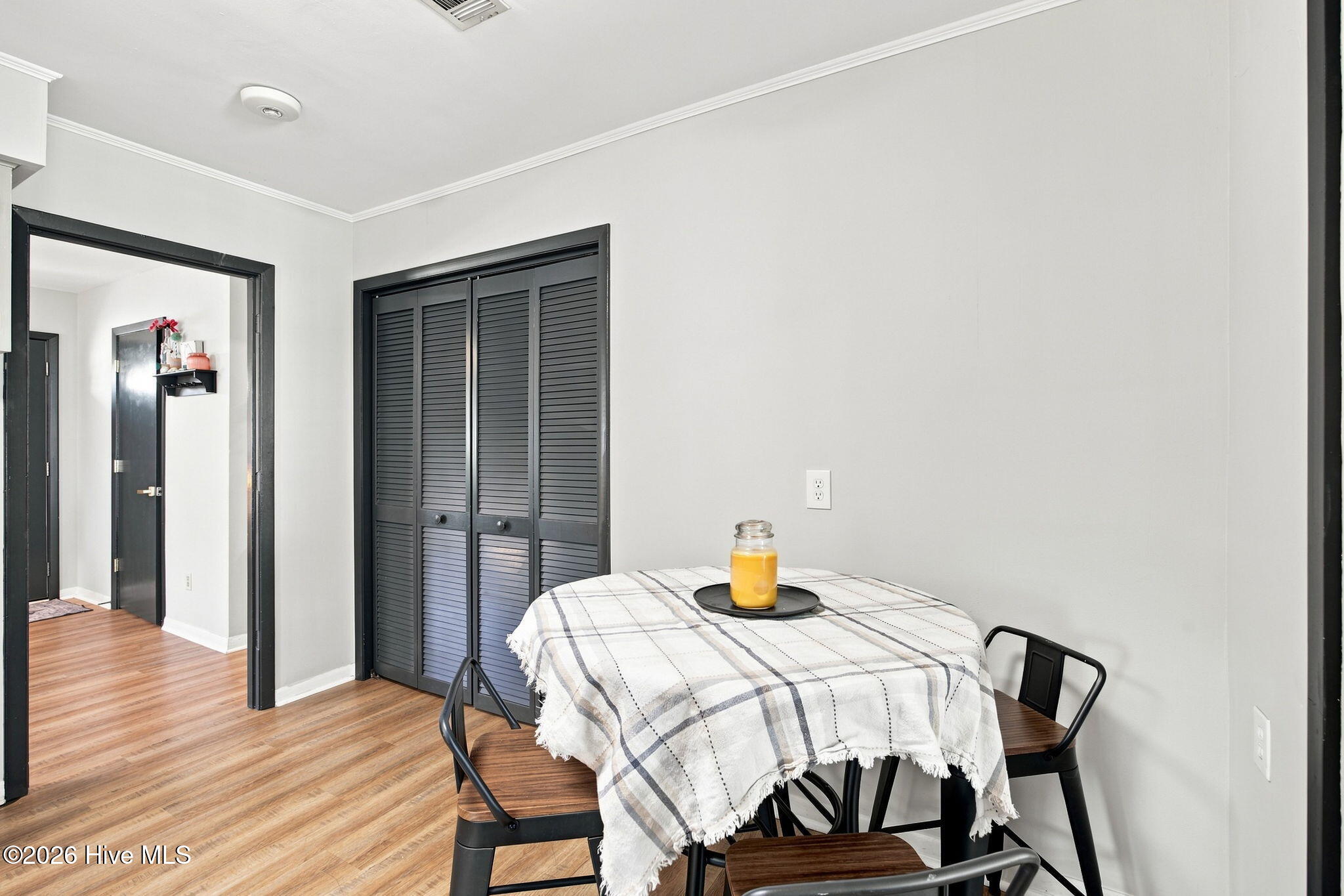 209 Cathay Road Property Photo 14