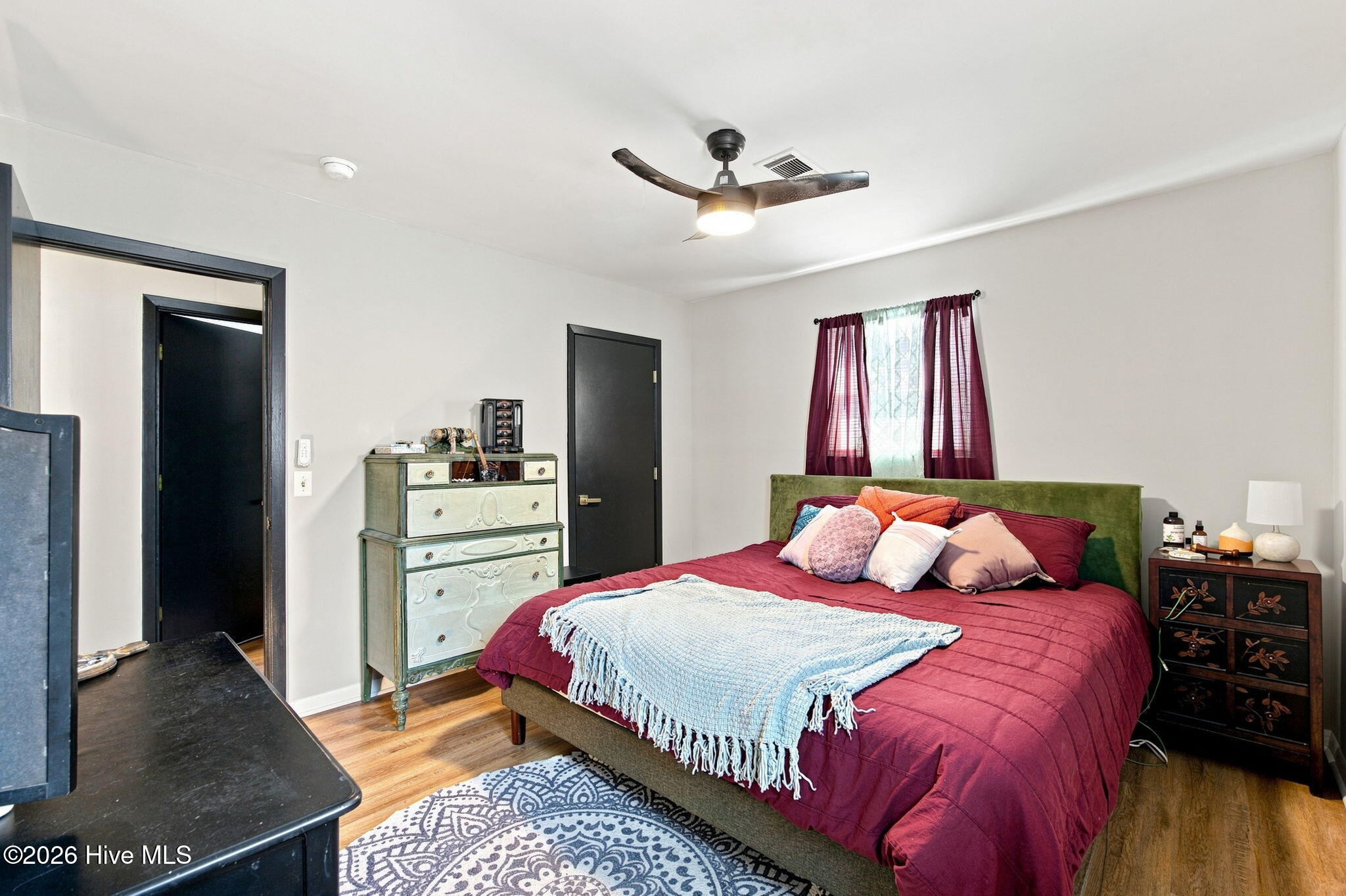 209 Cathay Road Property Photo 21