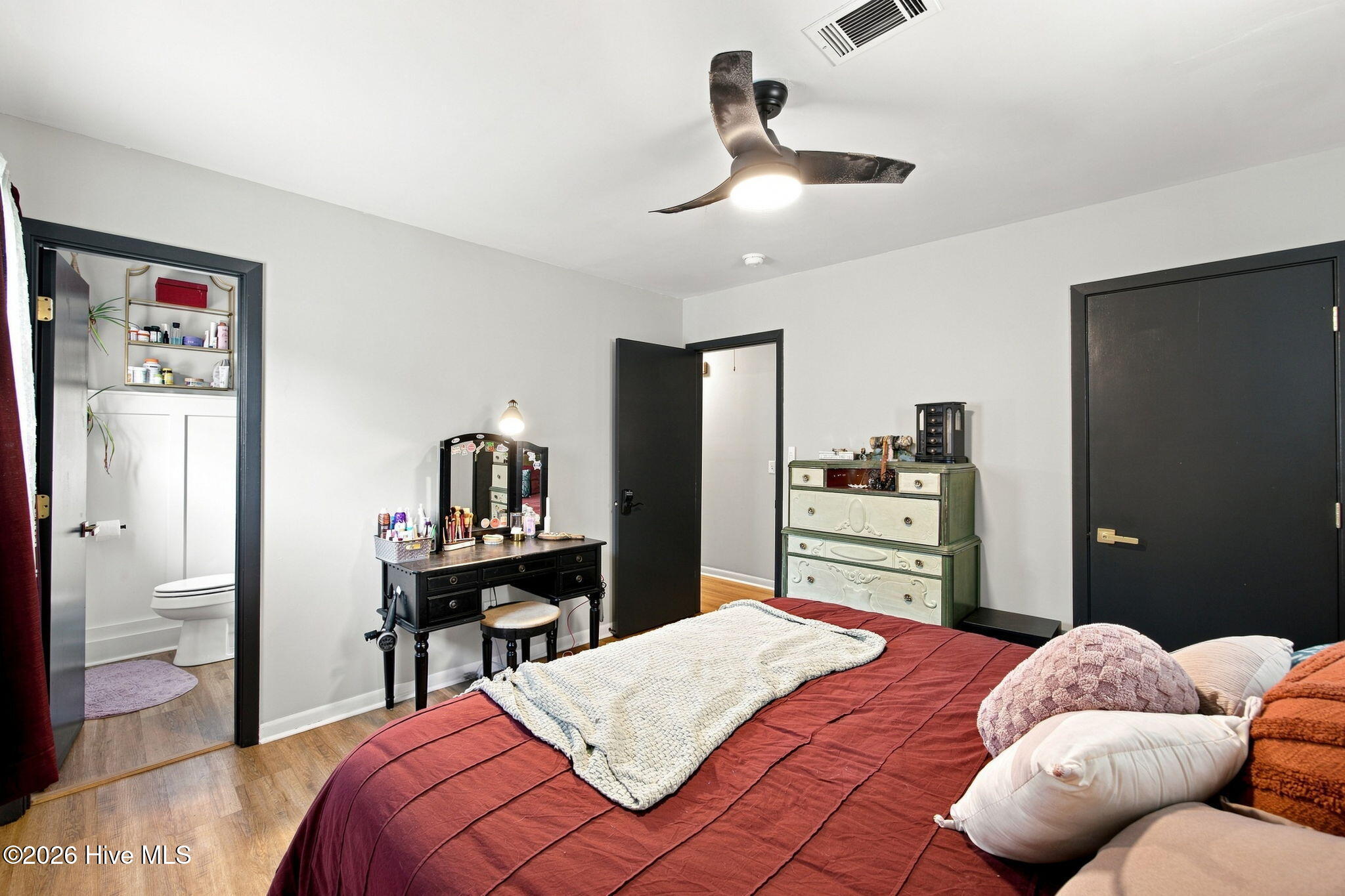 209 Cathay Road Property Photo 22