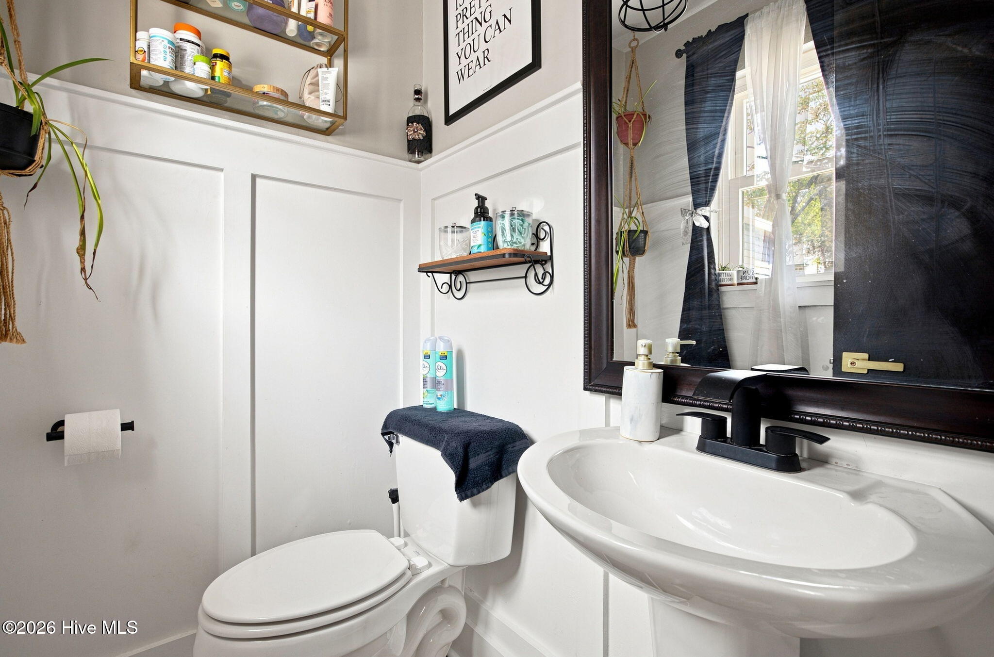 209 Cathay Road Property Photo 23