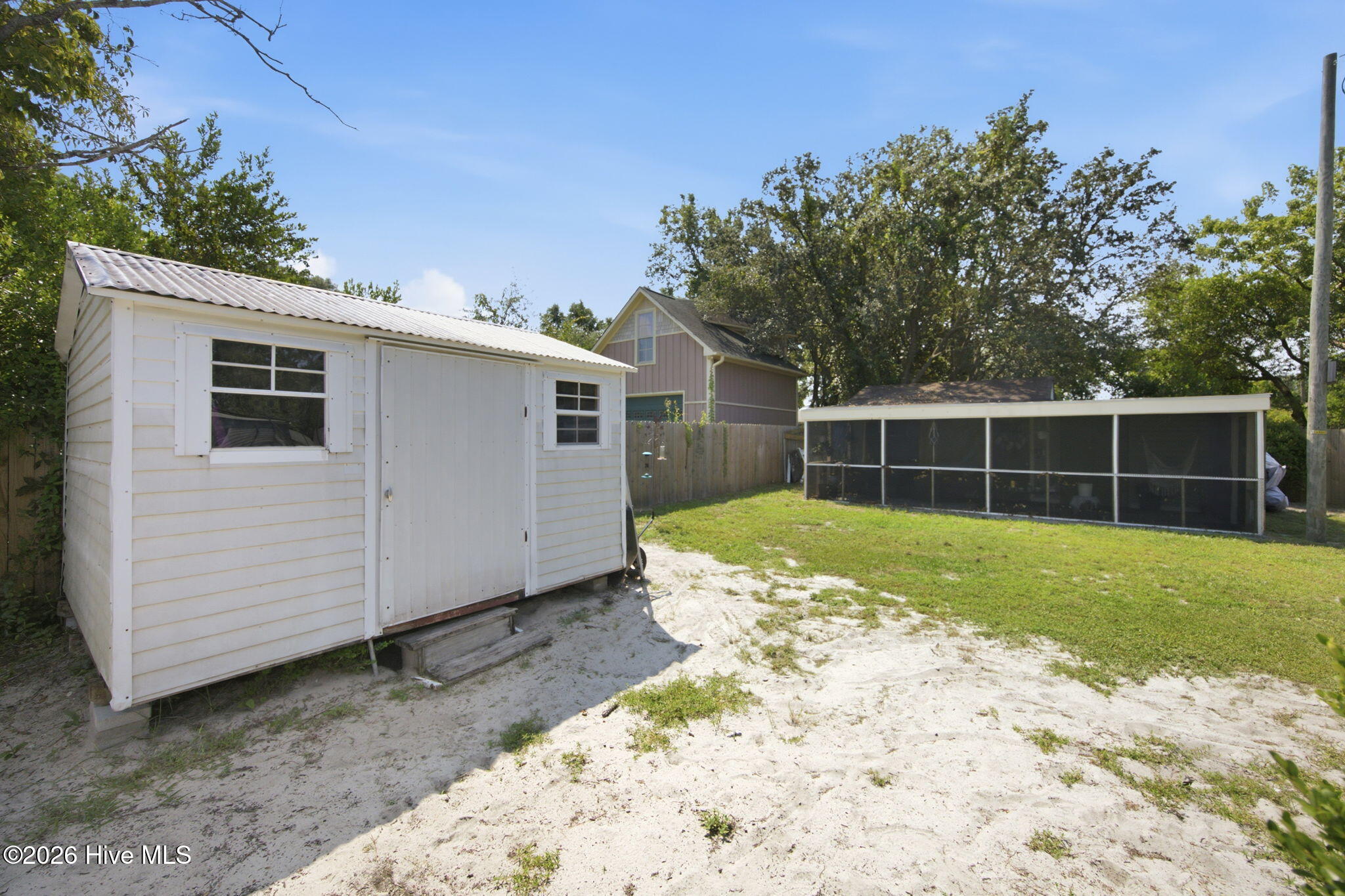 209 Cathay Road Property Photo 35