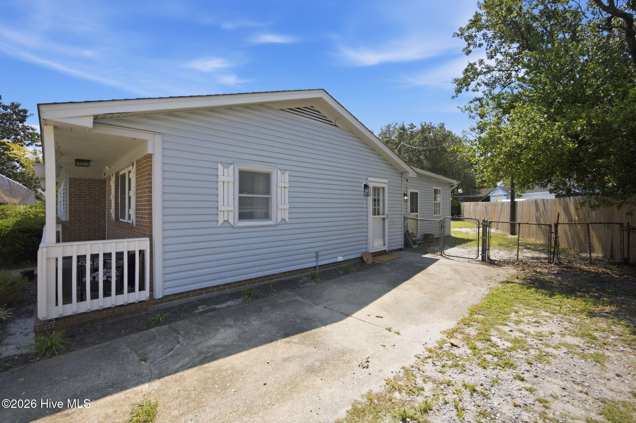 209 Cathay Road Property Photo 37