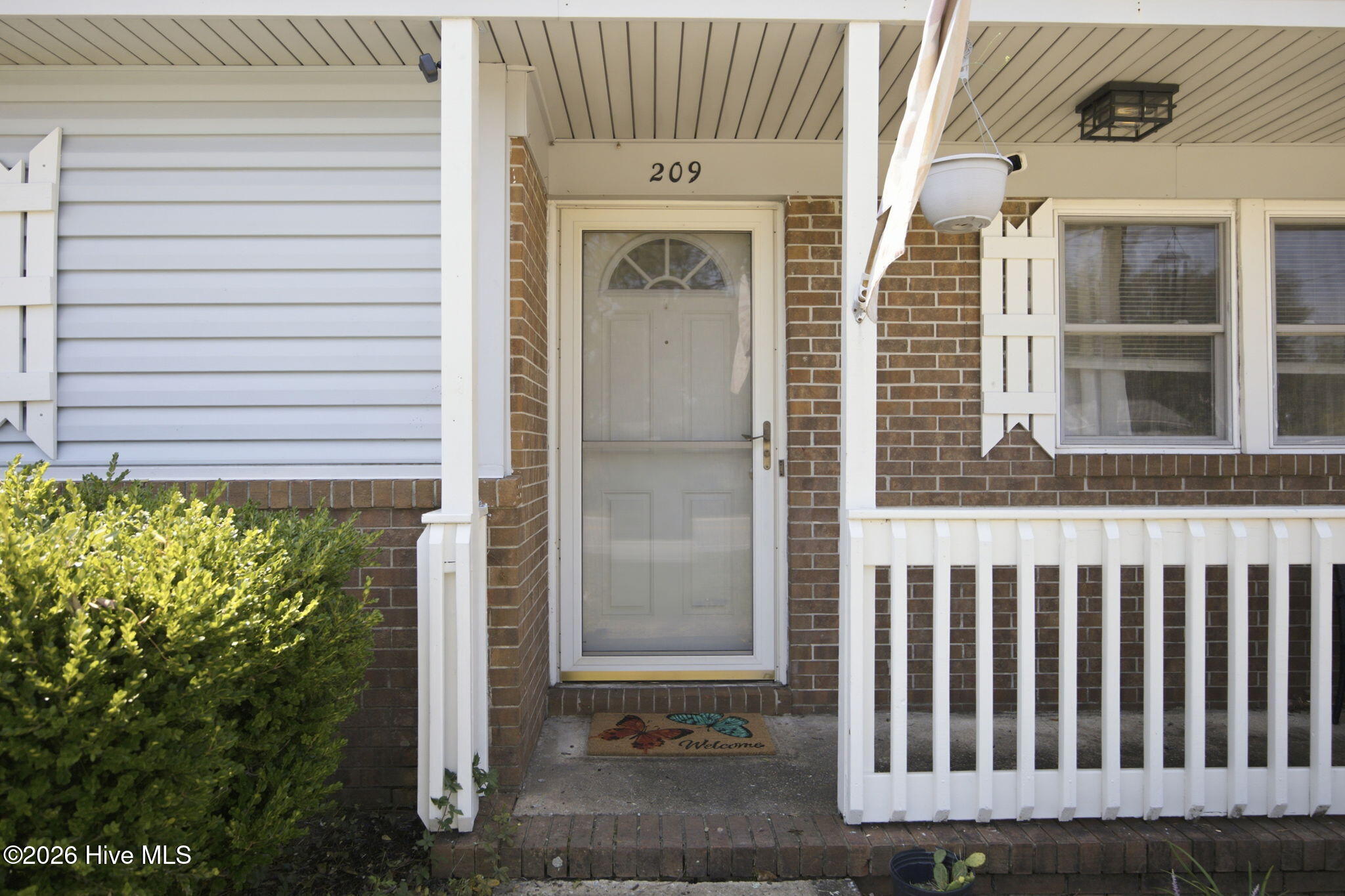 209 Cathay Road Property Photo 39