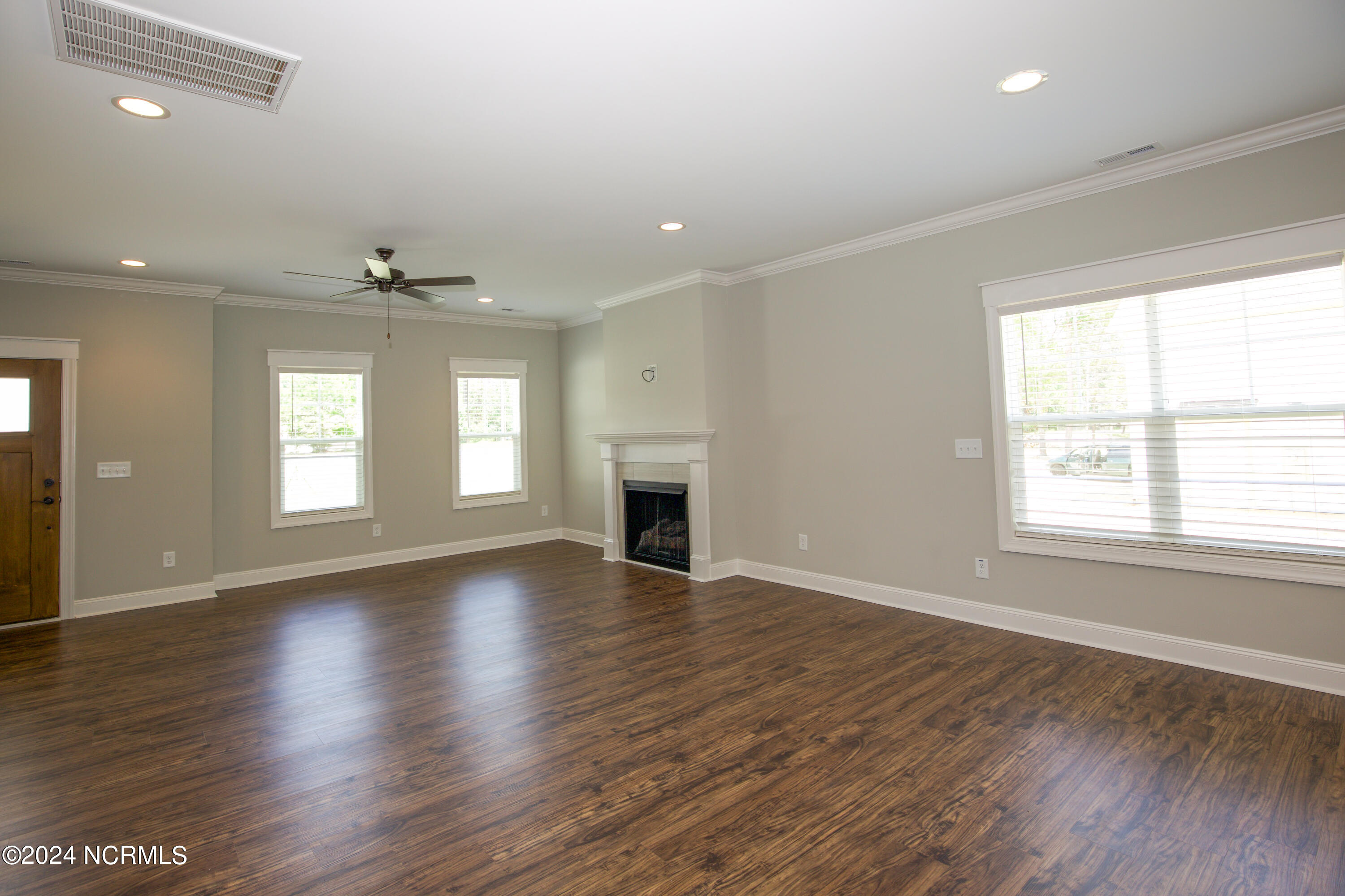 1021 Juniper Lake Road Property Photo 7