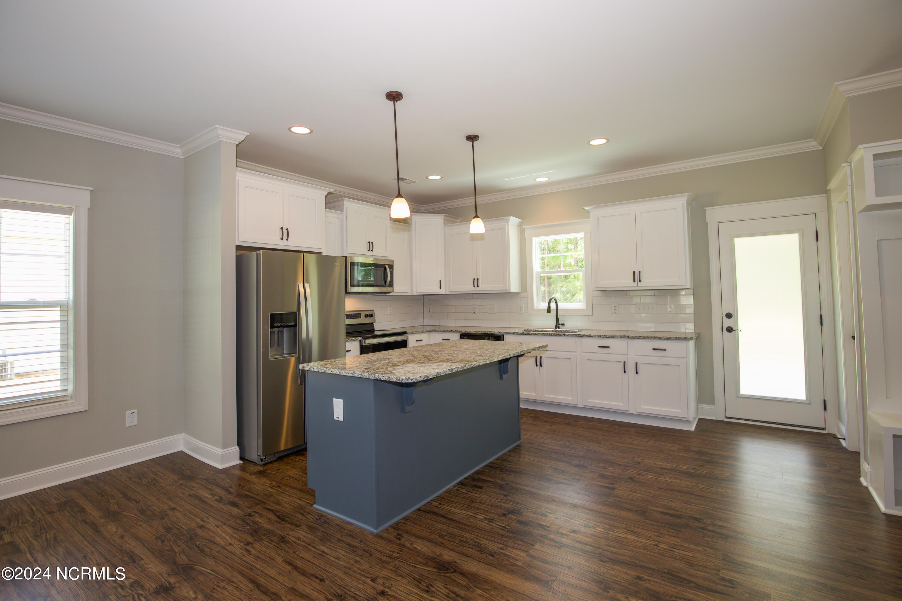 1021 Juniper Lake Road Property Photo 8