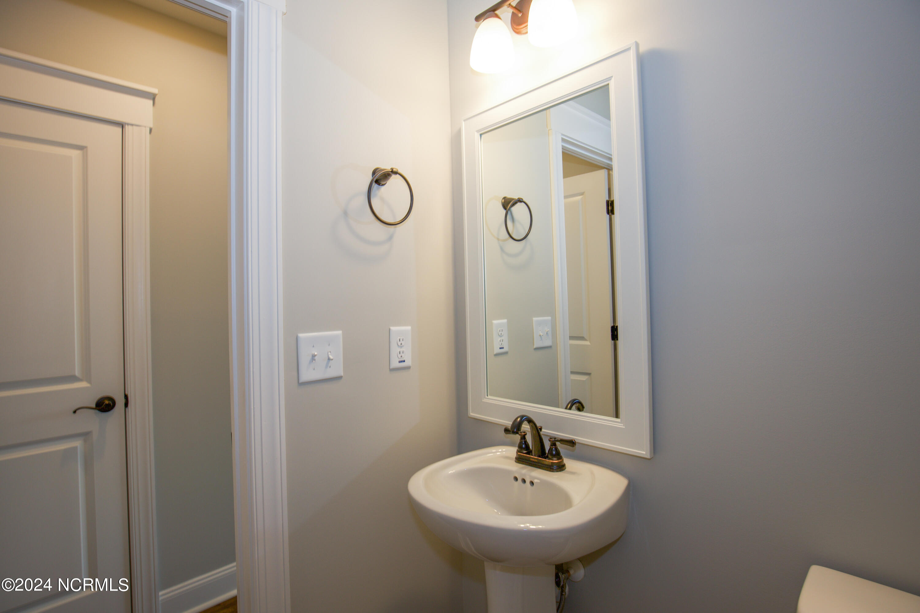 1021 Juniper Lake Road Property Photo 19