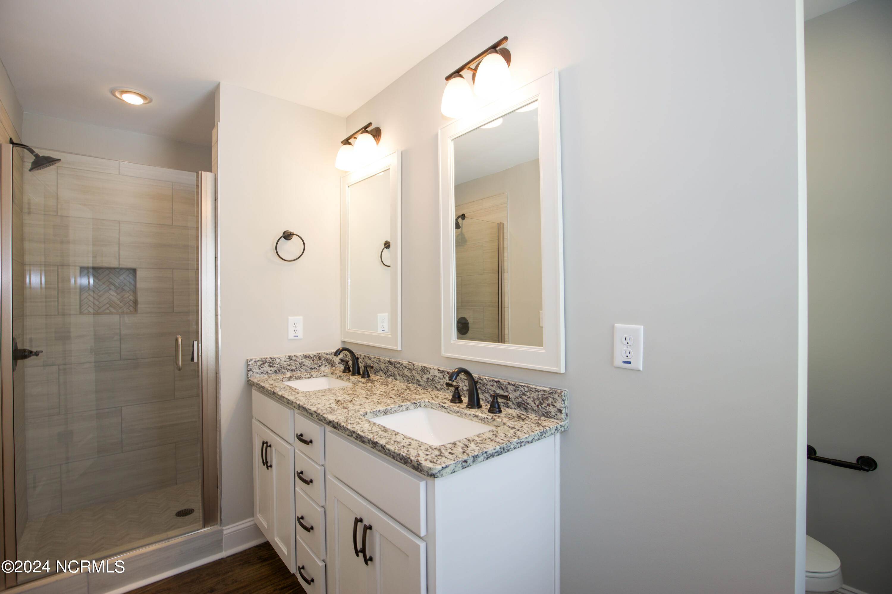 1021 Juniper Lake Road Property Photo 27