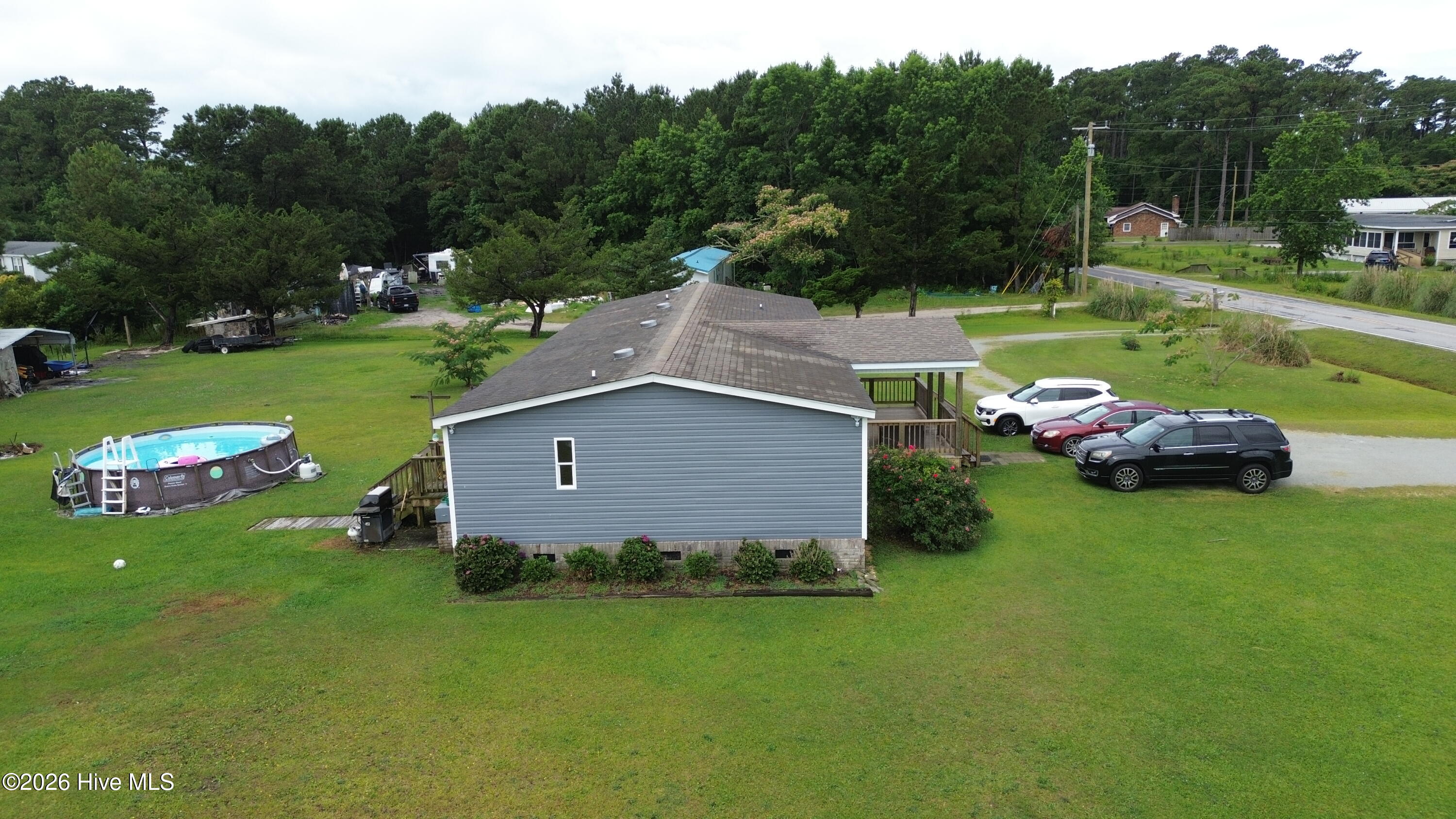662 Straits Road Property Photo 5