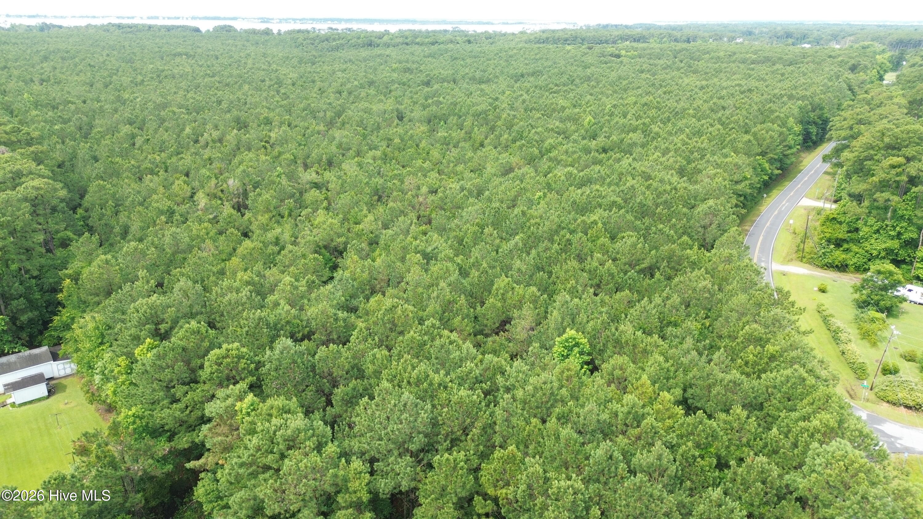 662 Straits Road Property Photo 10