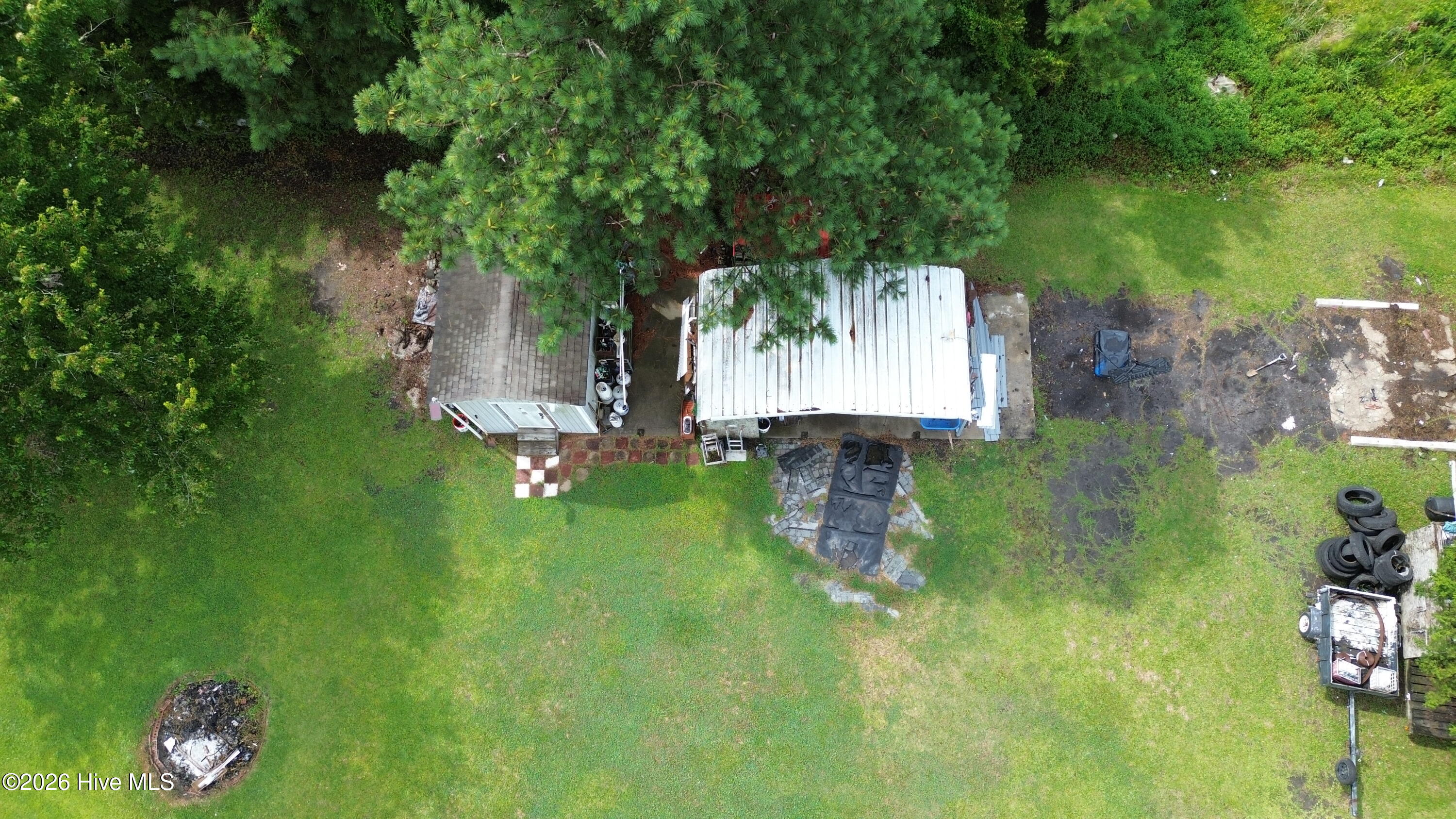 662 Straits Road Property Photo 11