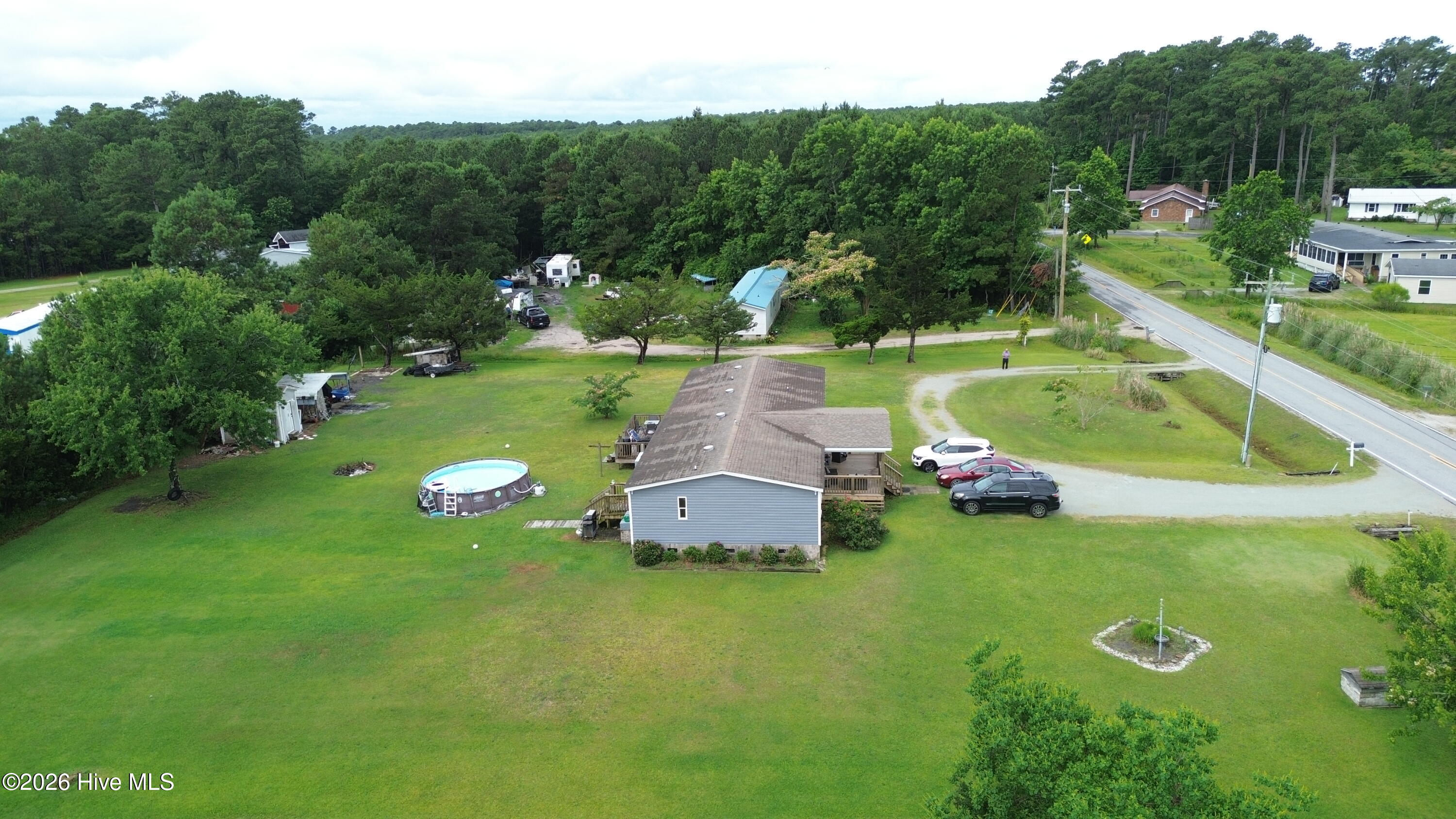 662 Straits Road Property Photo 15