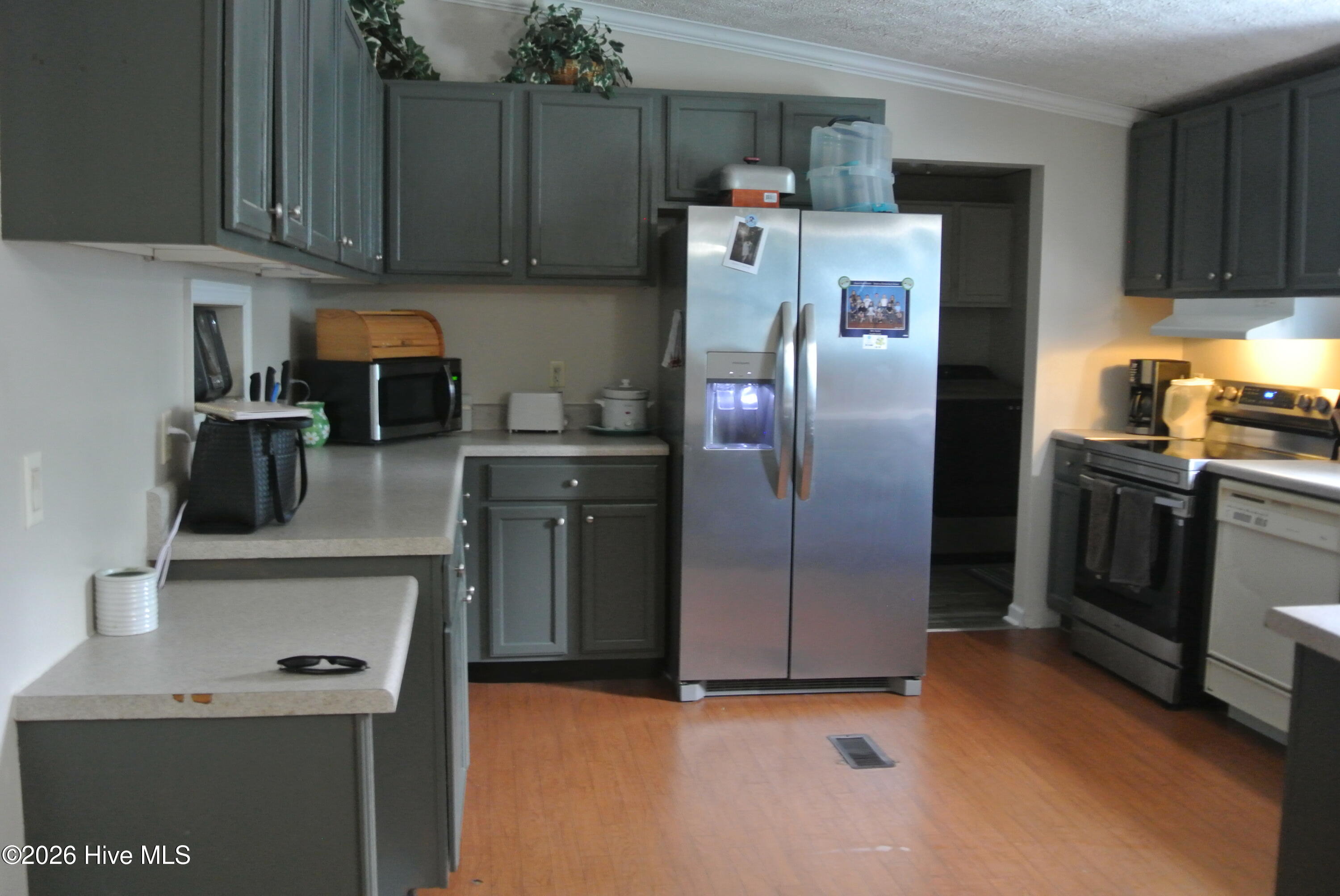 662 Straits Road Property Photo 28