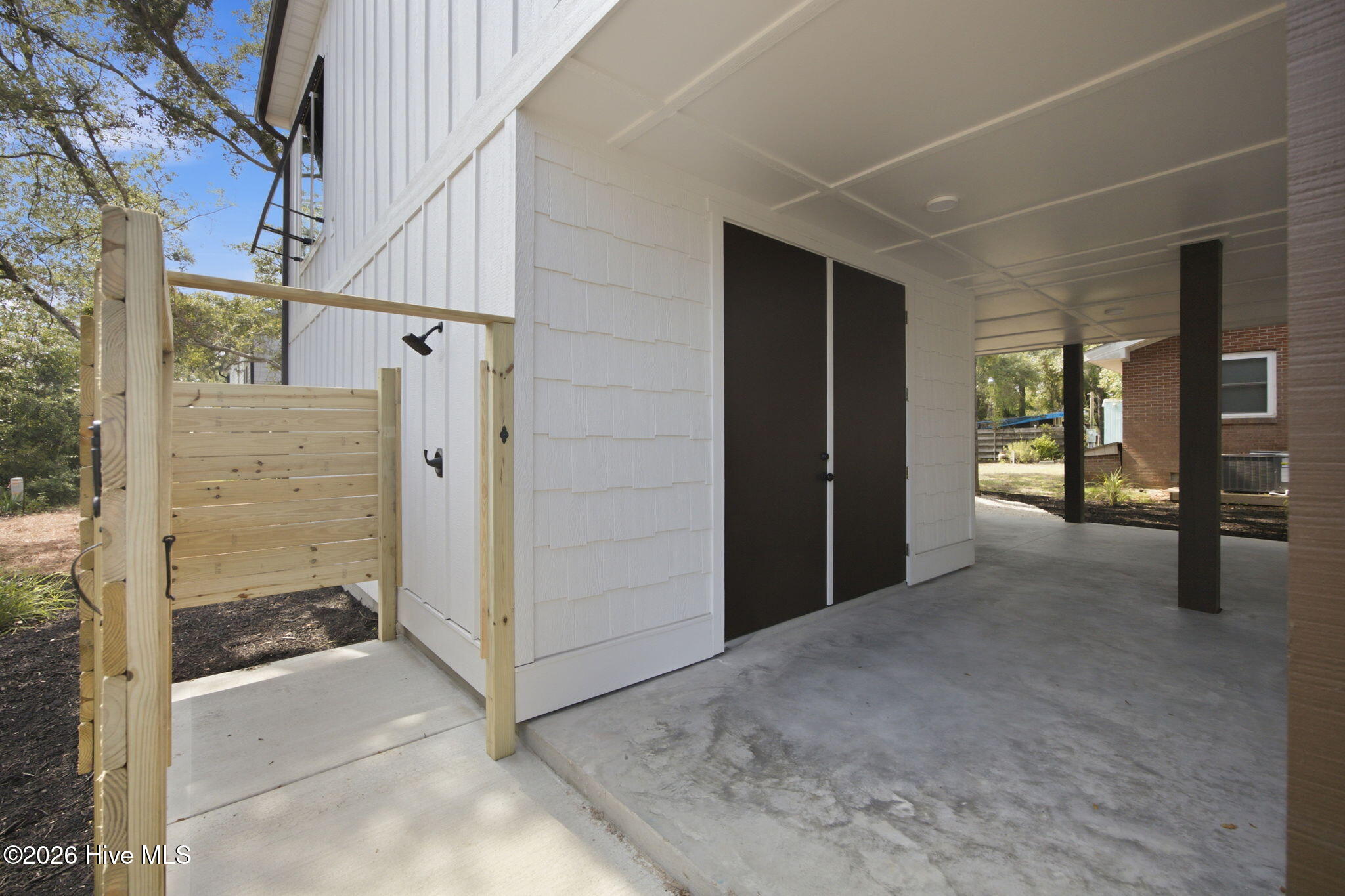 112 Ne 65th Street Property Photo 36