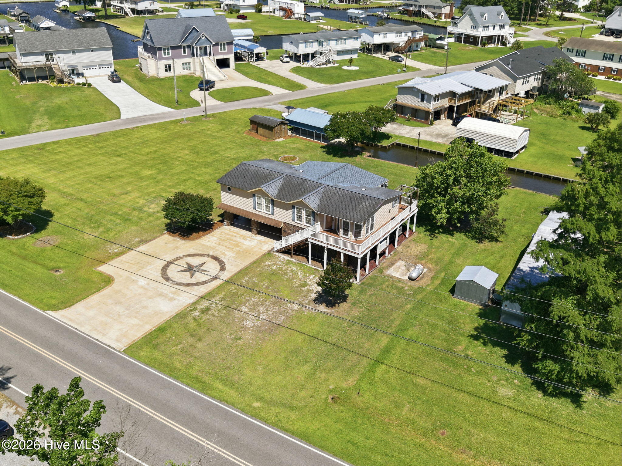 2831 Whichards Beach Road Property Photo 6