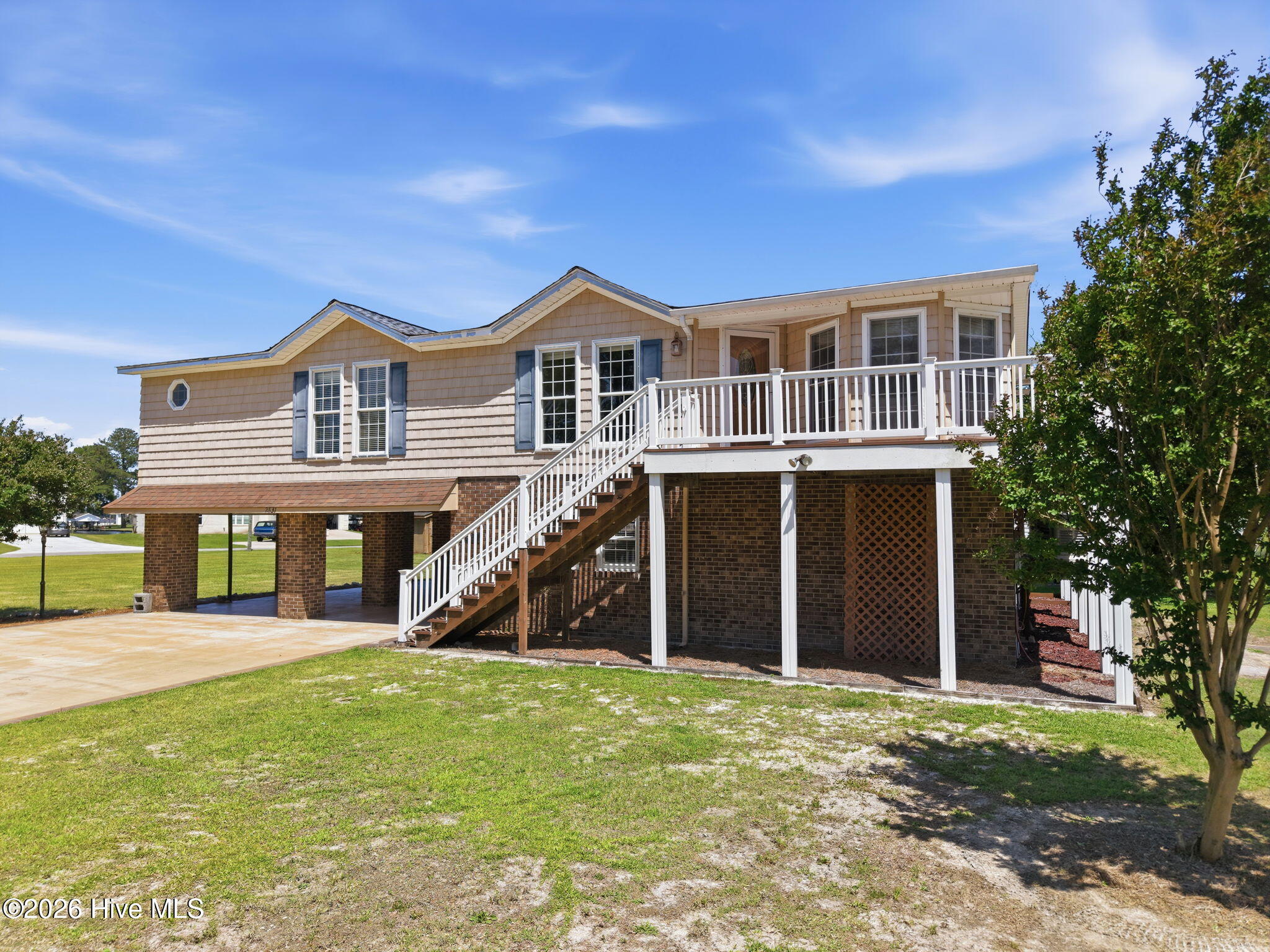 2831 Whichards Beach Road Property Photo 9
