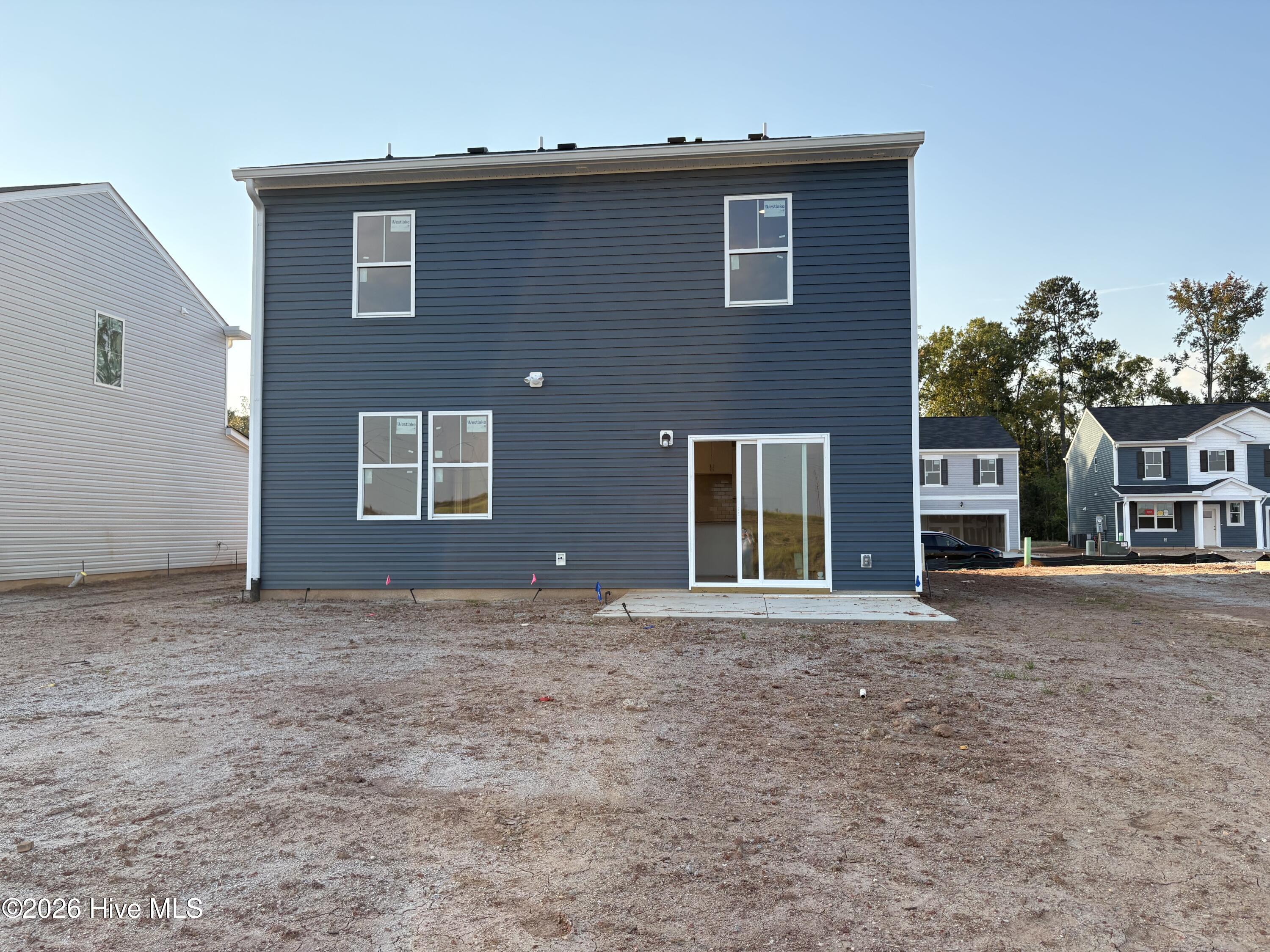 2066 Lonsdale Drive Dh339 Property Photo 11