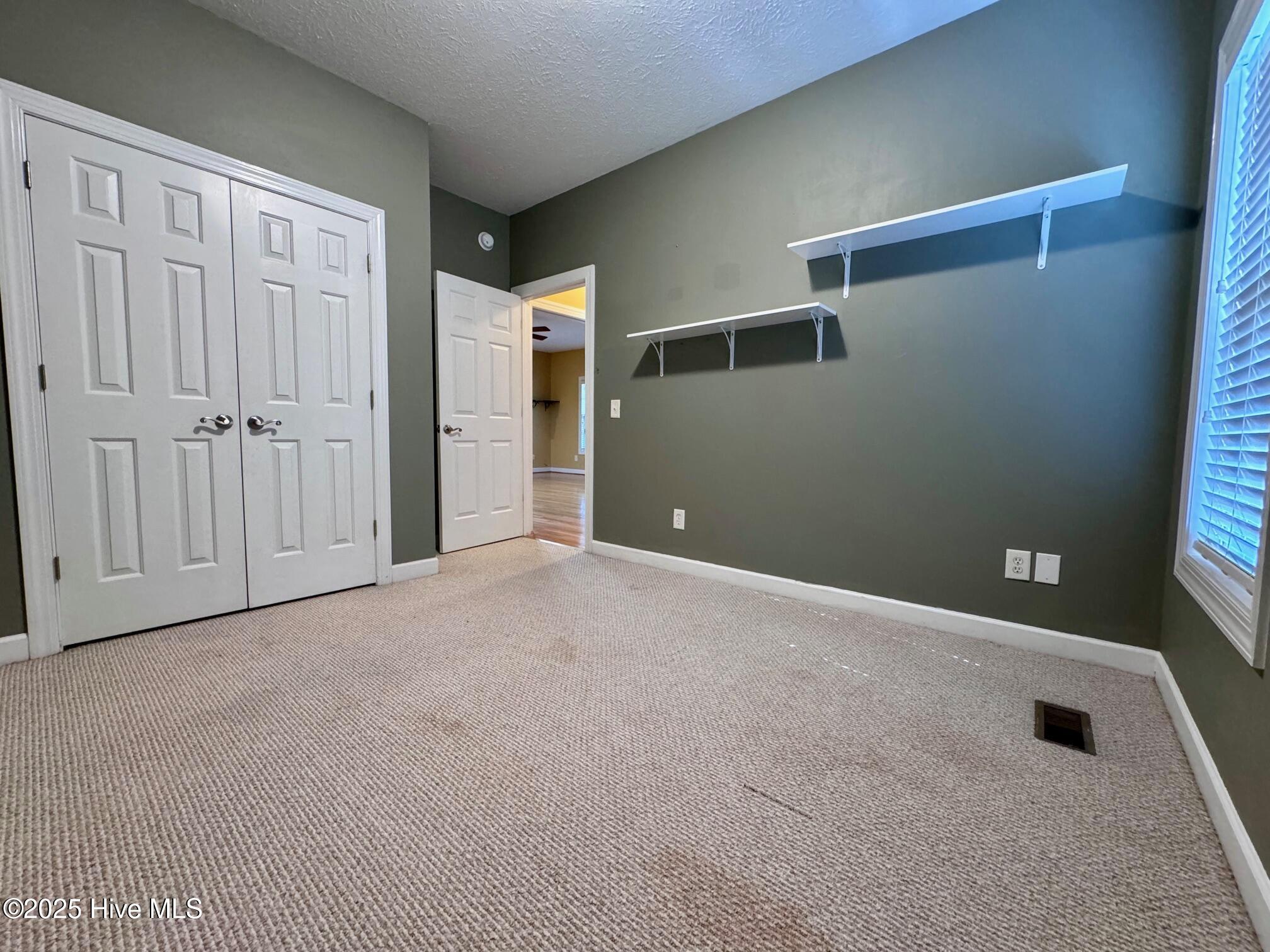 111 Michael Lane Property Photo 32