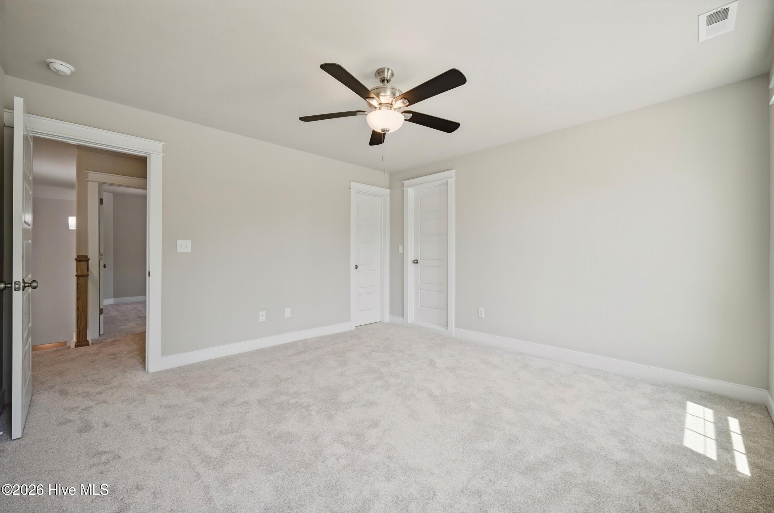 403 Pointe Vista Drive Property Photo 18