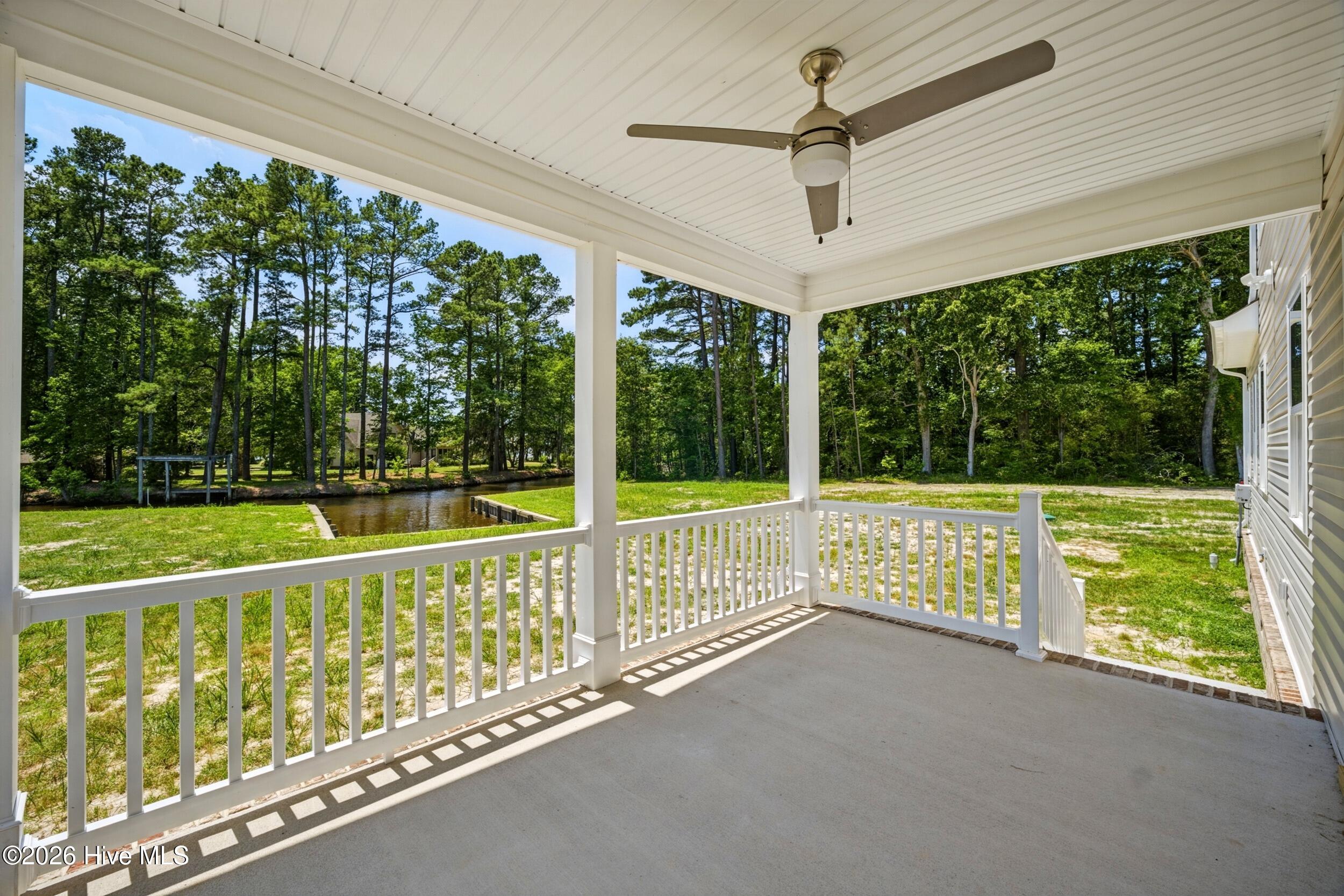 403 Pointe Vista Drive Property Photo 35